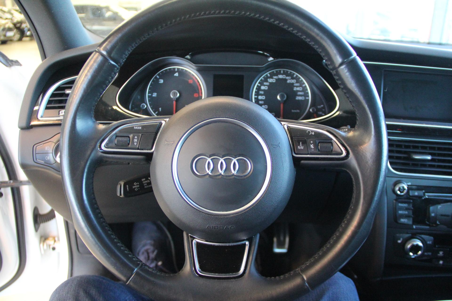 AUDI A4 2015
