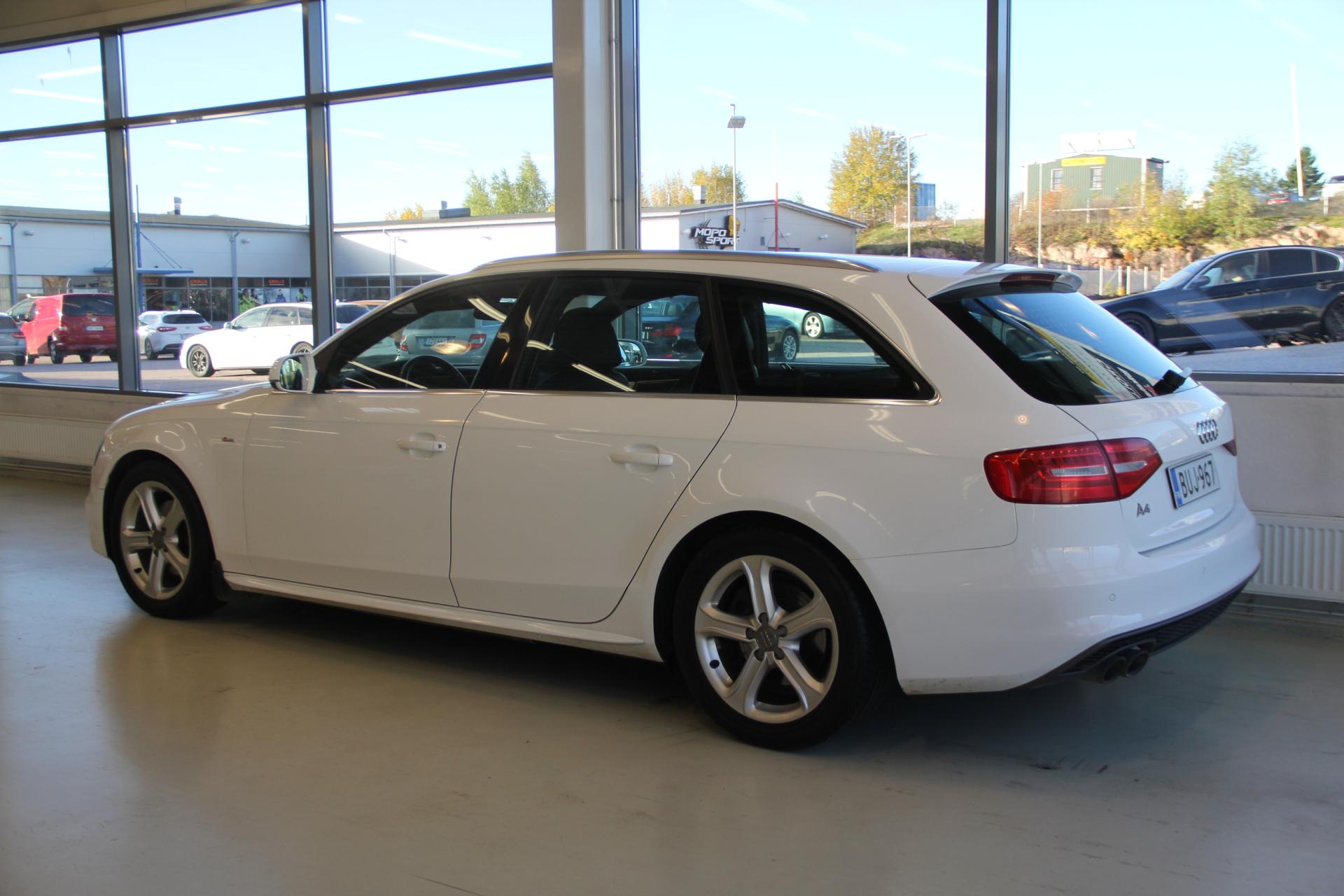 AUDI A4 2015