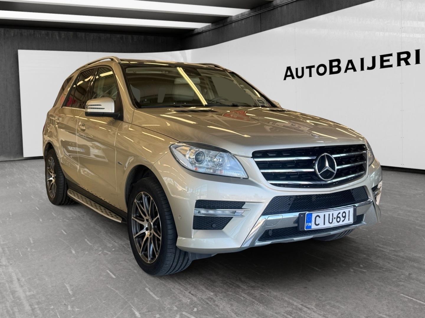 MERCEDES-BENZ ML 2012