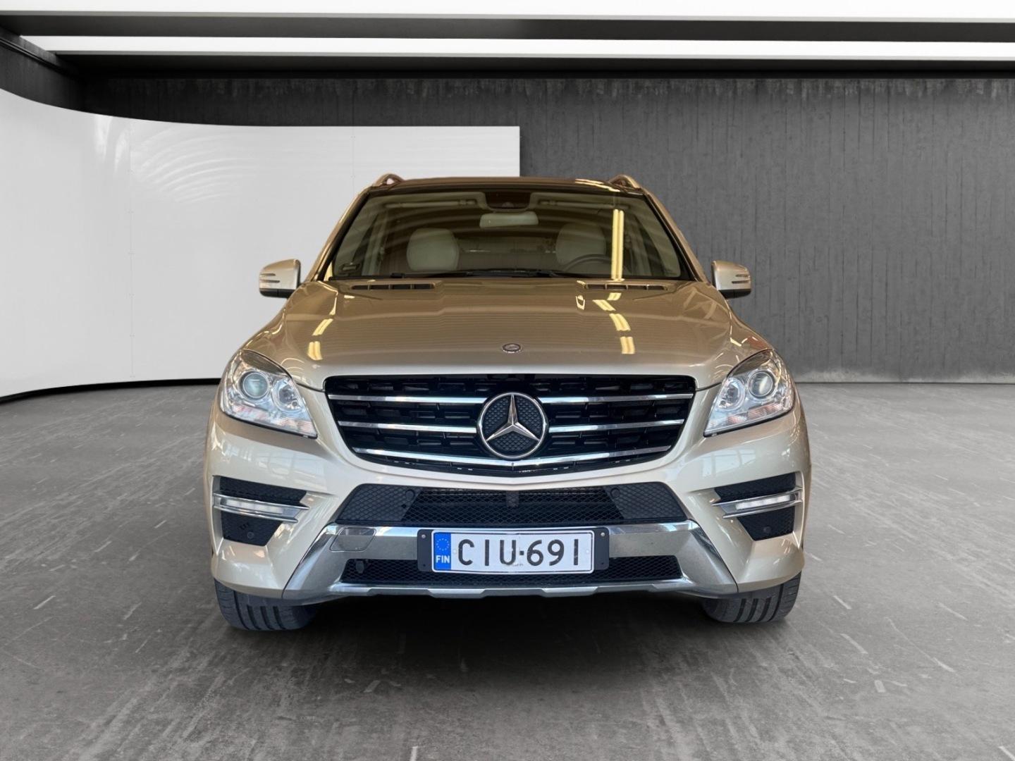 MERCEDES-BENZ ML 2012