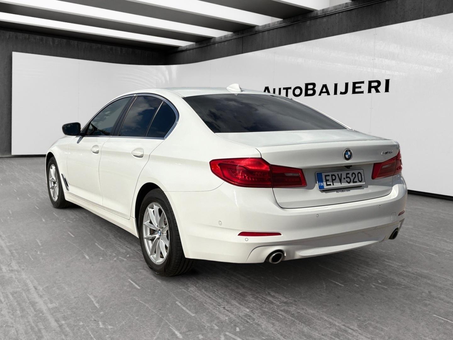 BMW 518 2018