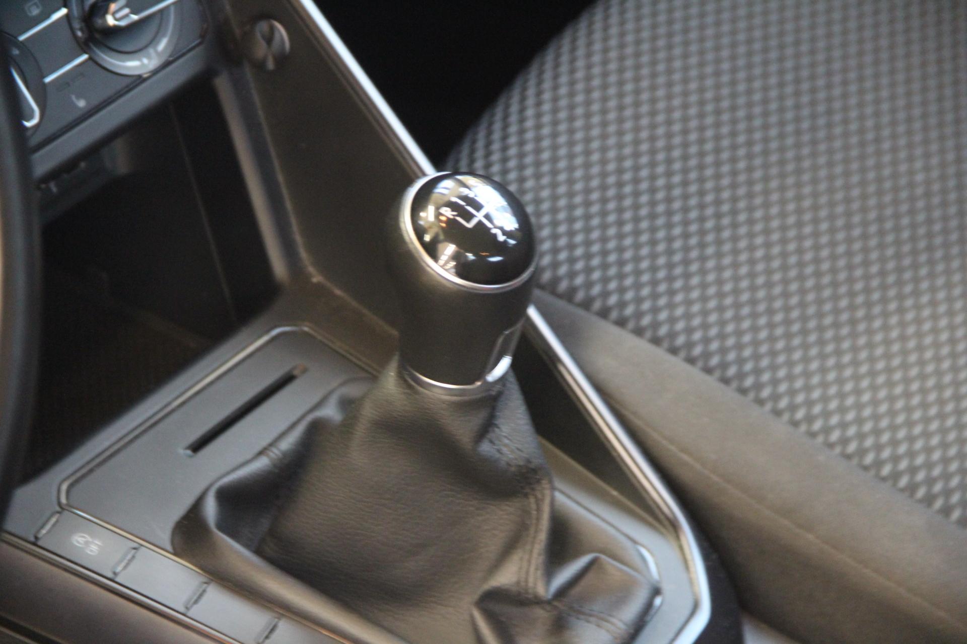 VOLKSWAGEN Polo 2021