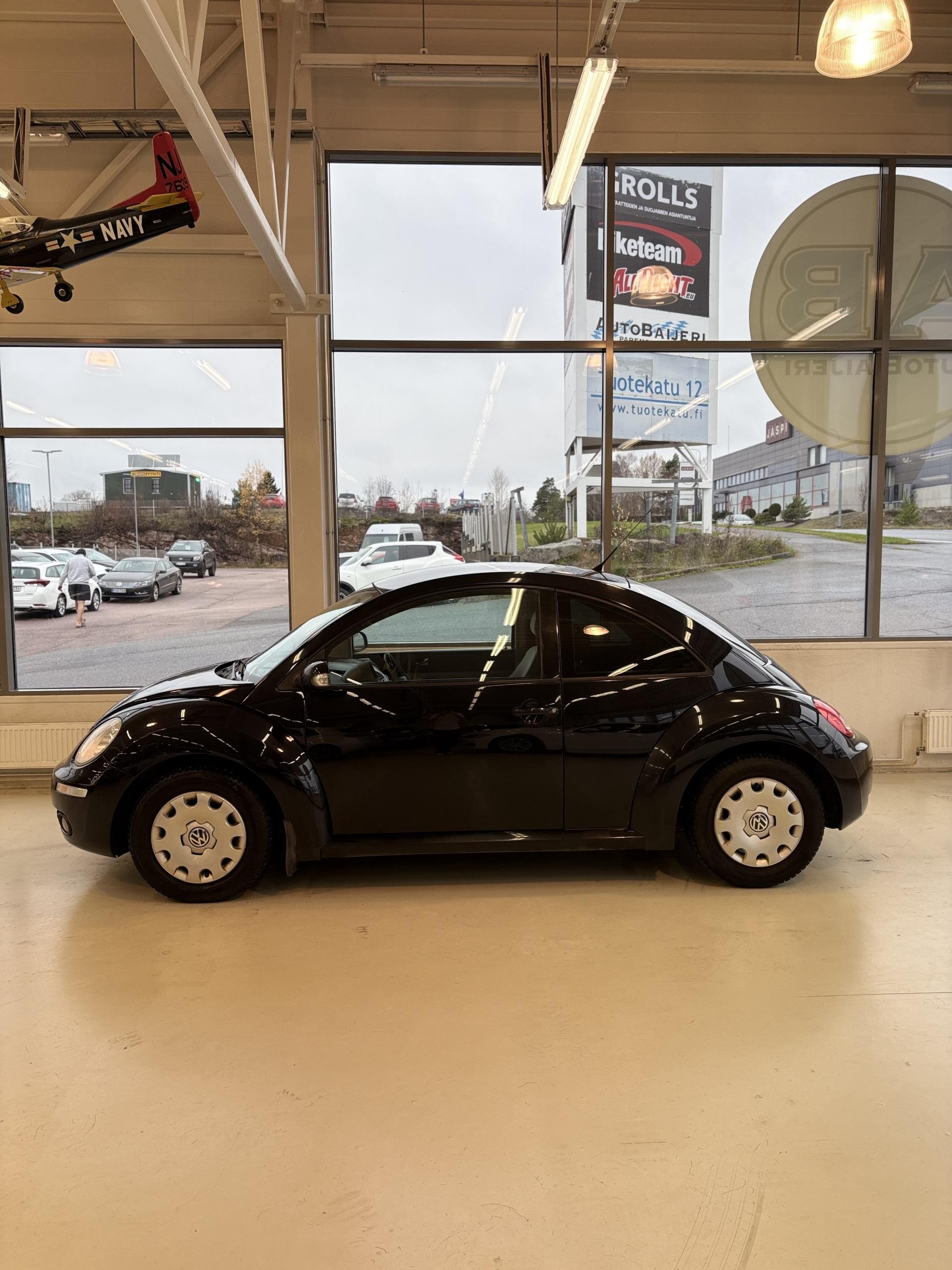 VOLKSWAGEN New Beetle 2007