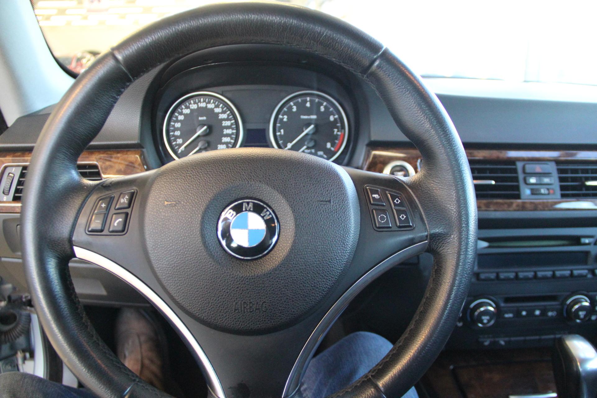 BMW 325 2007