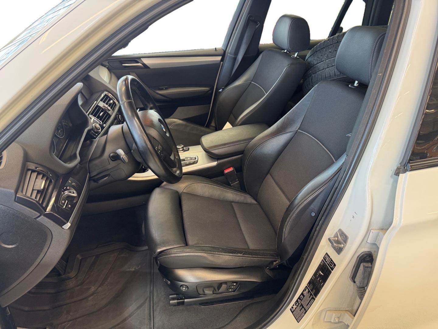BMW X3 2011