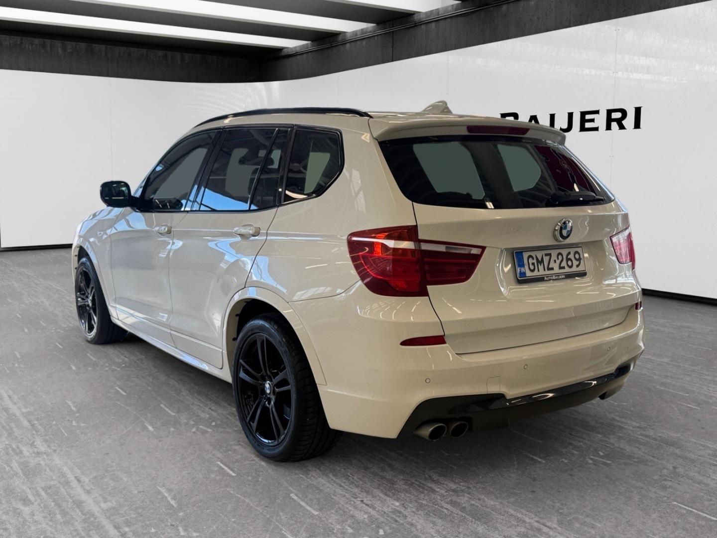 BMW X3 2011