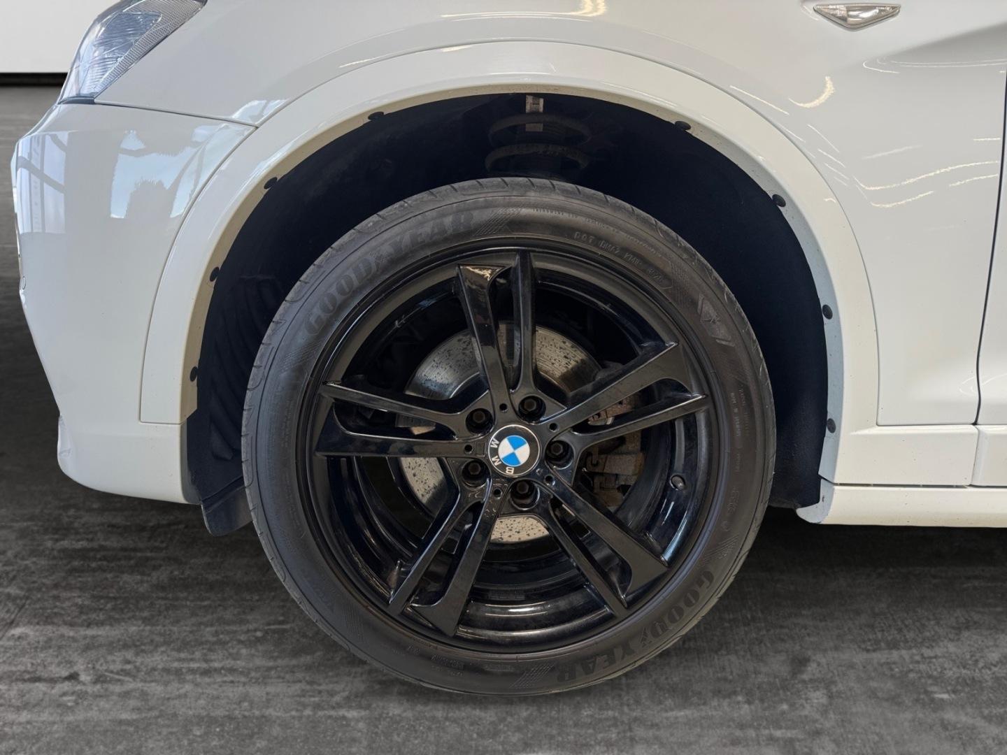BMW X3 2011