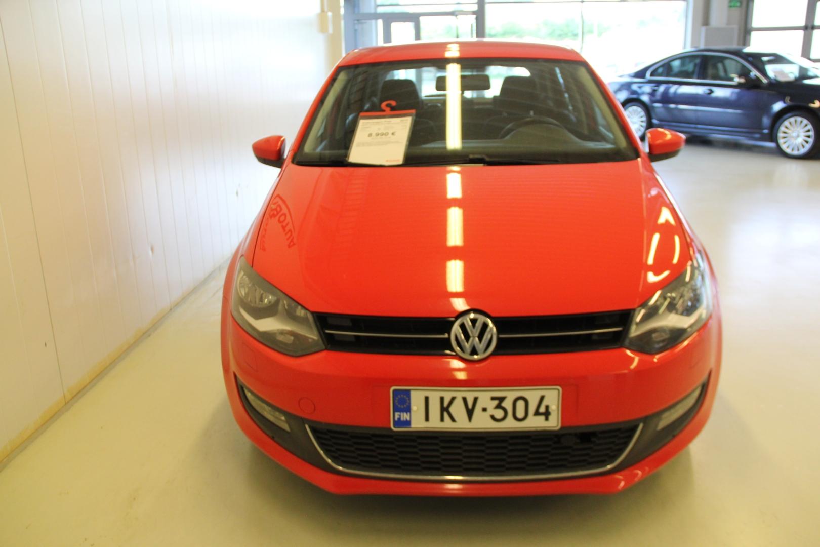VOLKSWAGEN Polo 2012