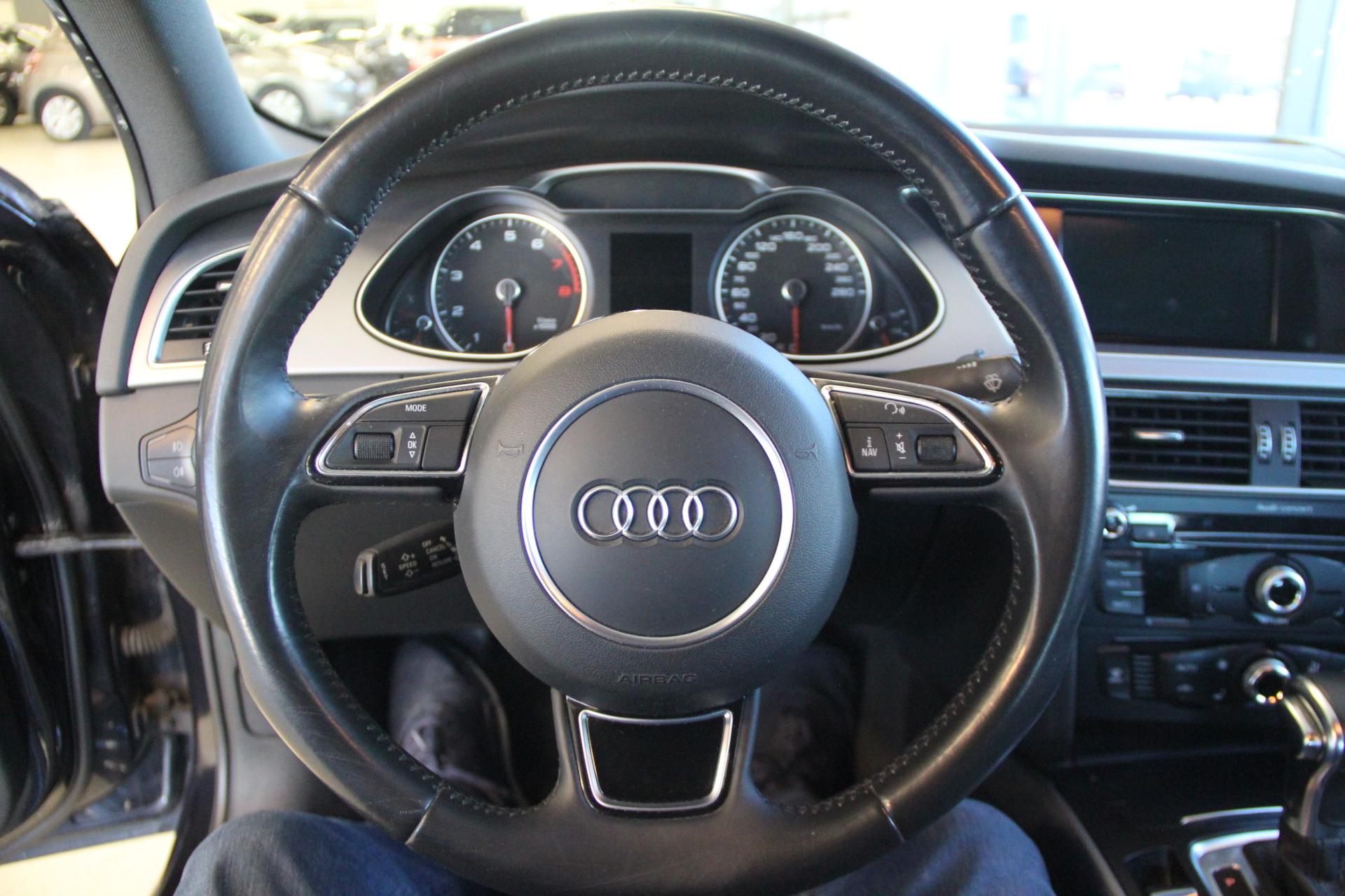 AUDI A4 2014