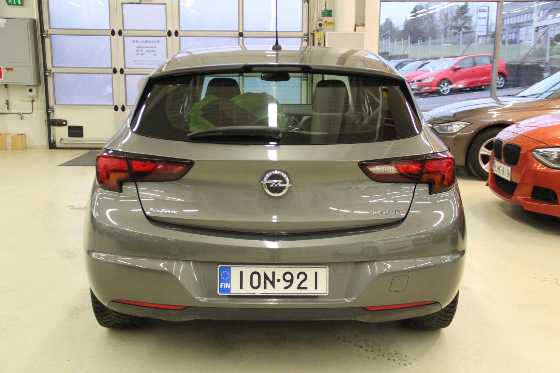 OPEL Astra 2018