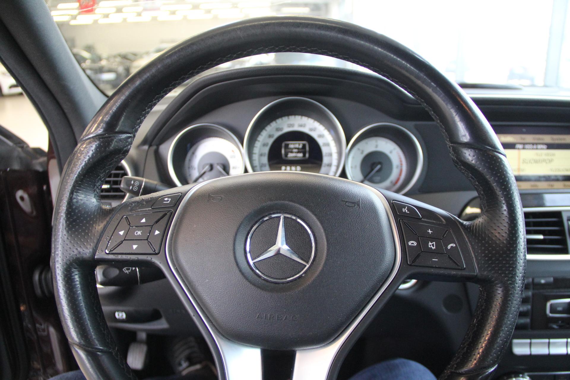 MERCEDES-BENZ C 12