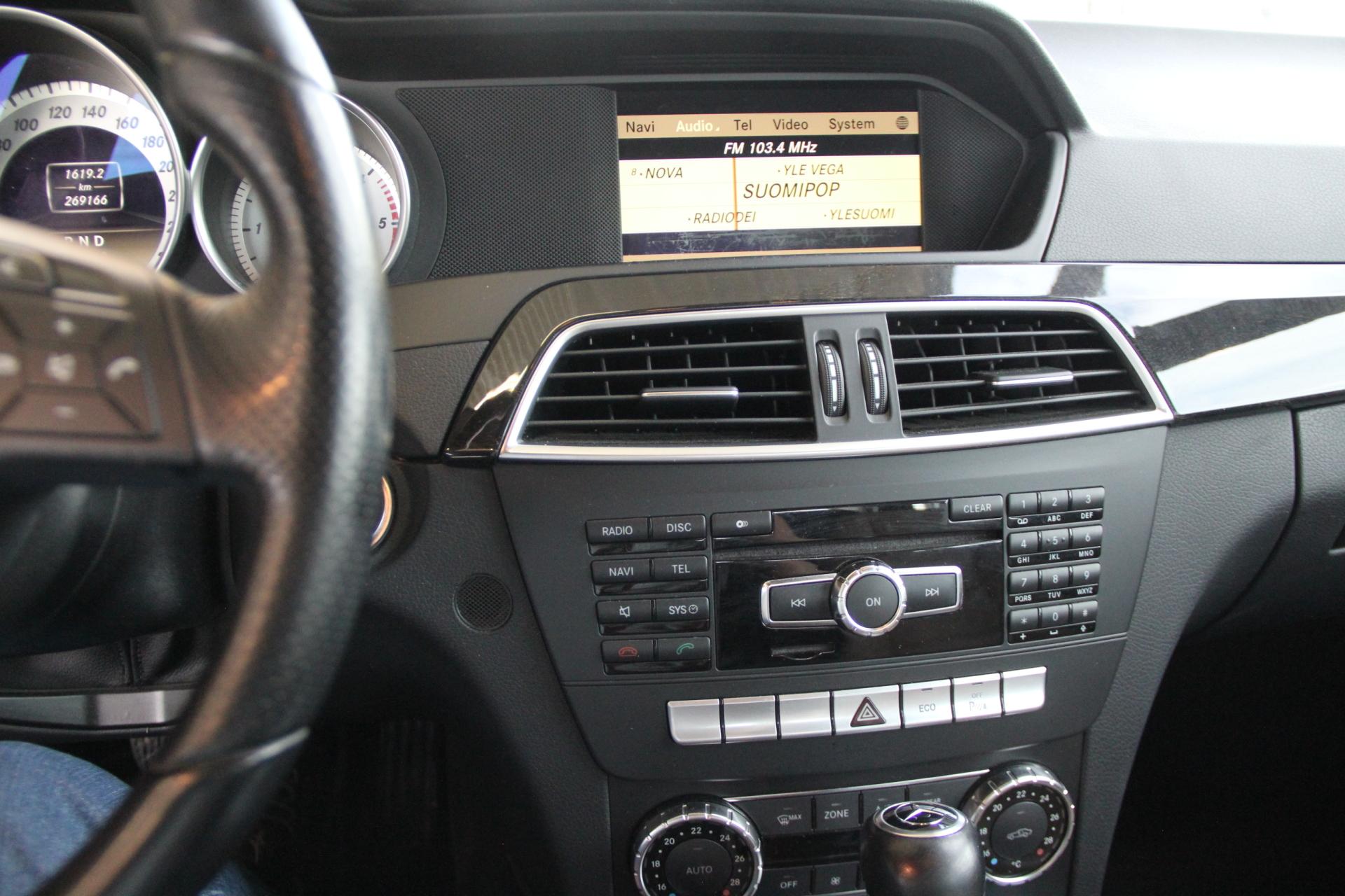 MERCEDES-BENZ C 13