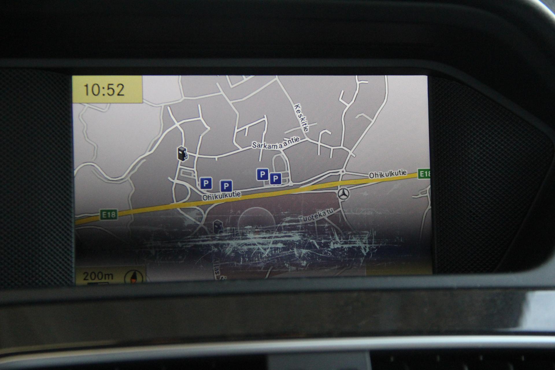 MERCEDES-BENZ C 15
