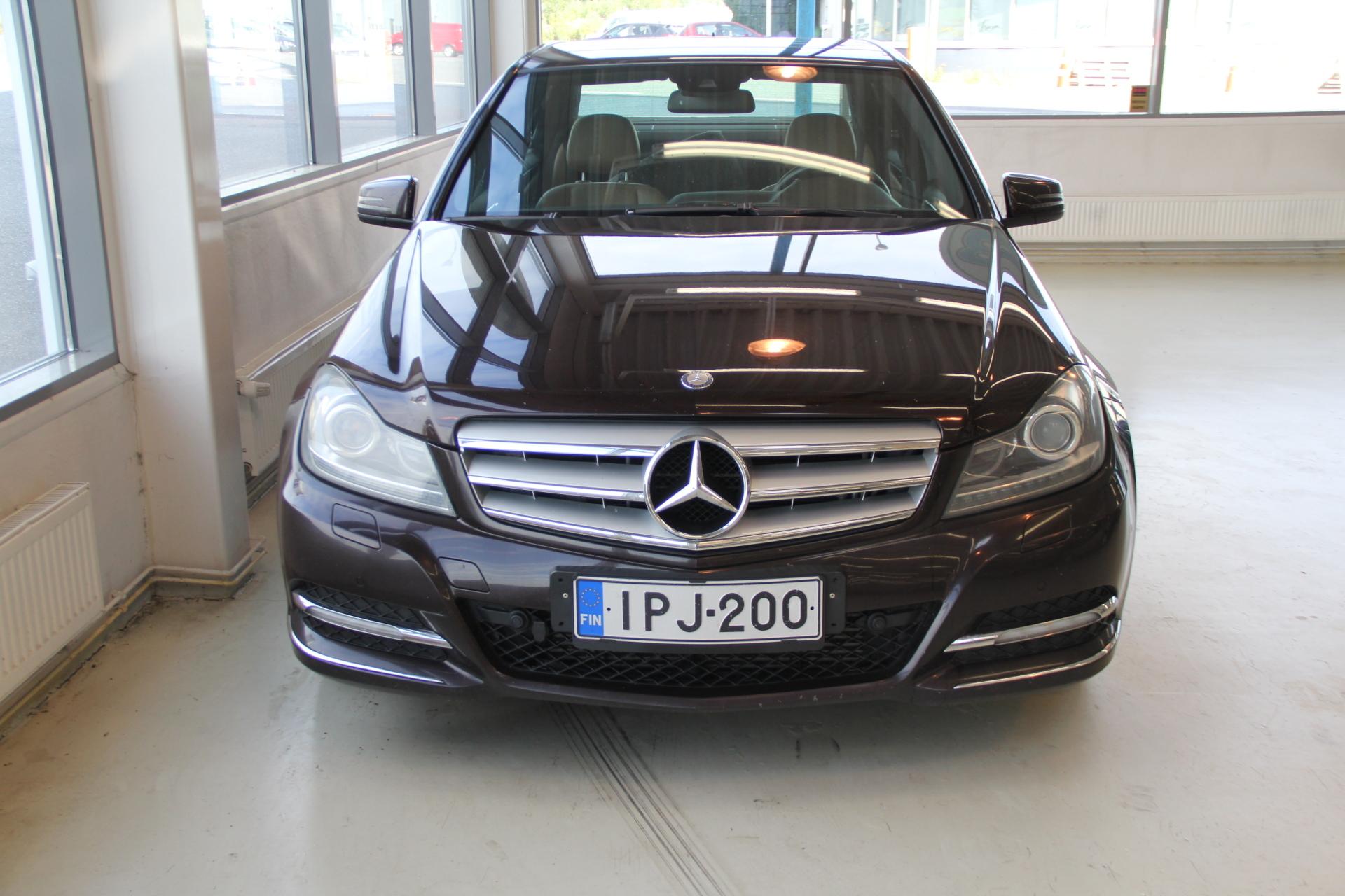 MERCEDES-BENZ C 5