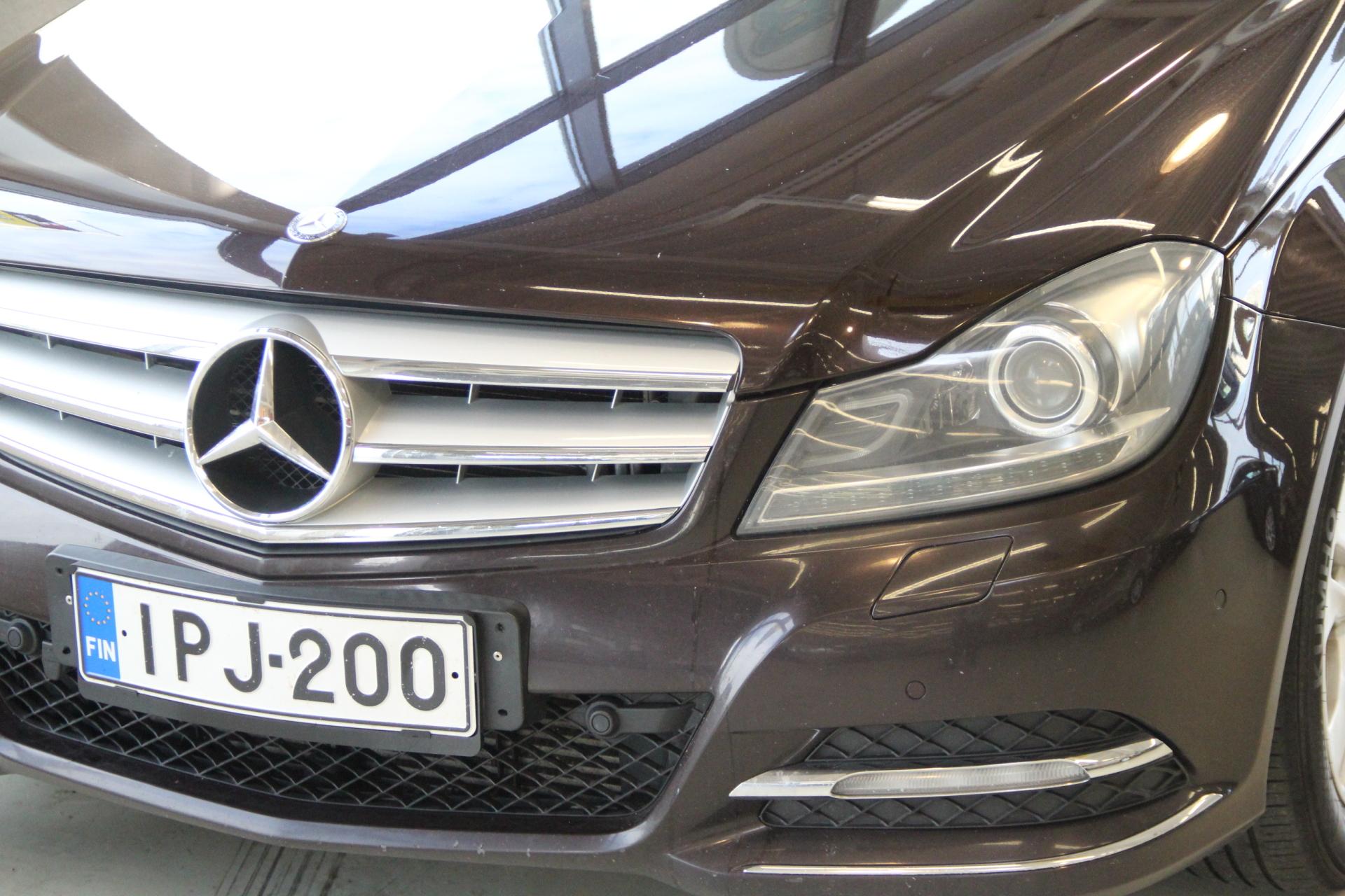 MERCEDES-BENZ C 6