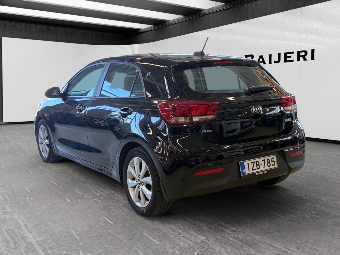 KIA Rio 2021