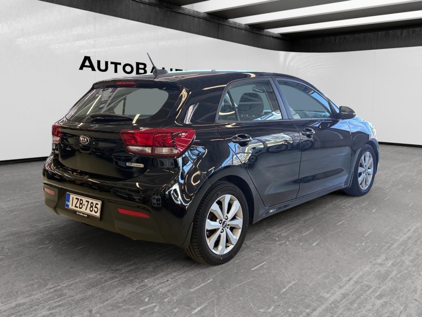 KIA Rio 2021