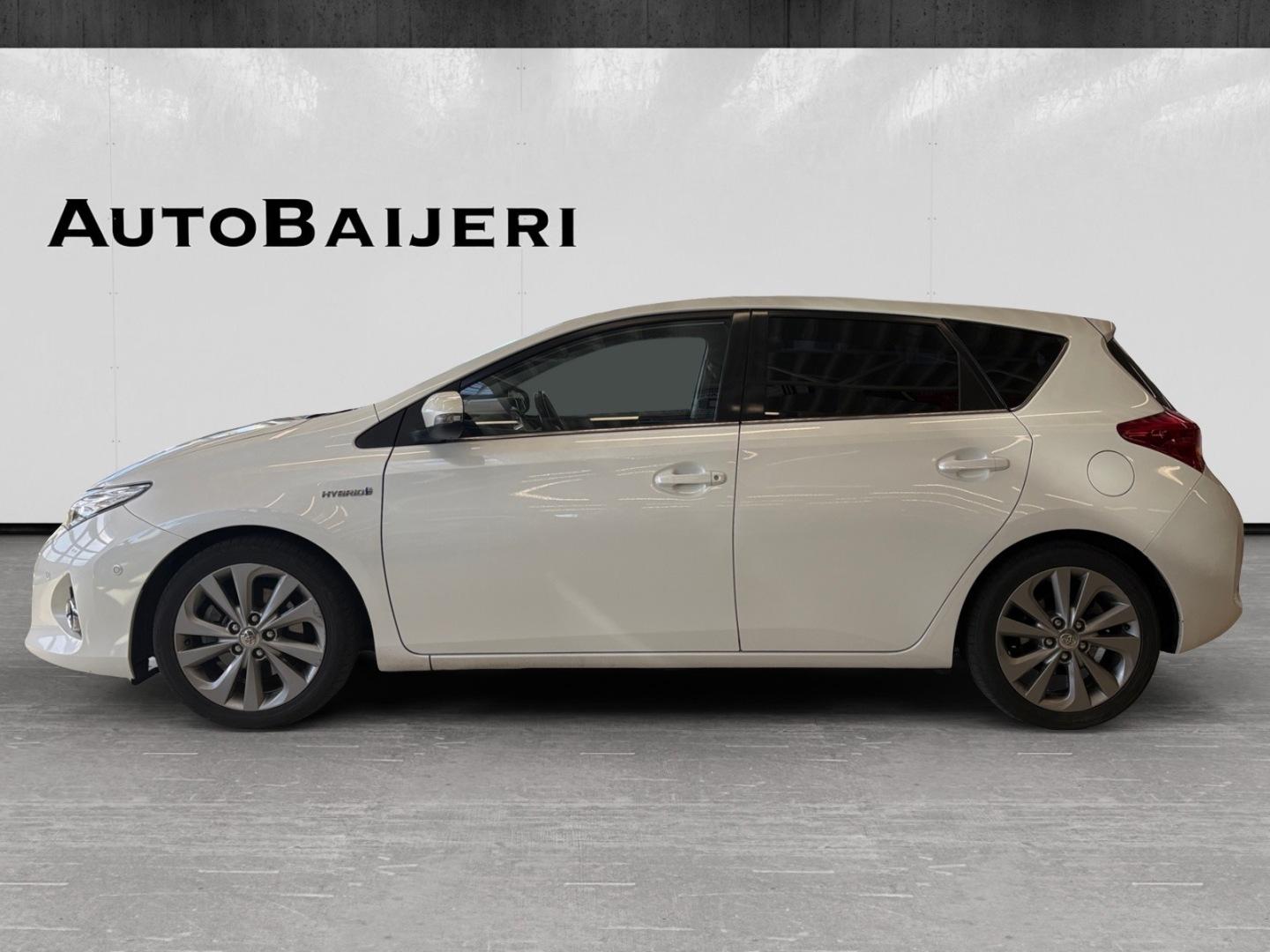 TOYOTA Auris 2013