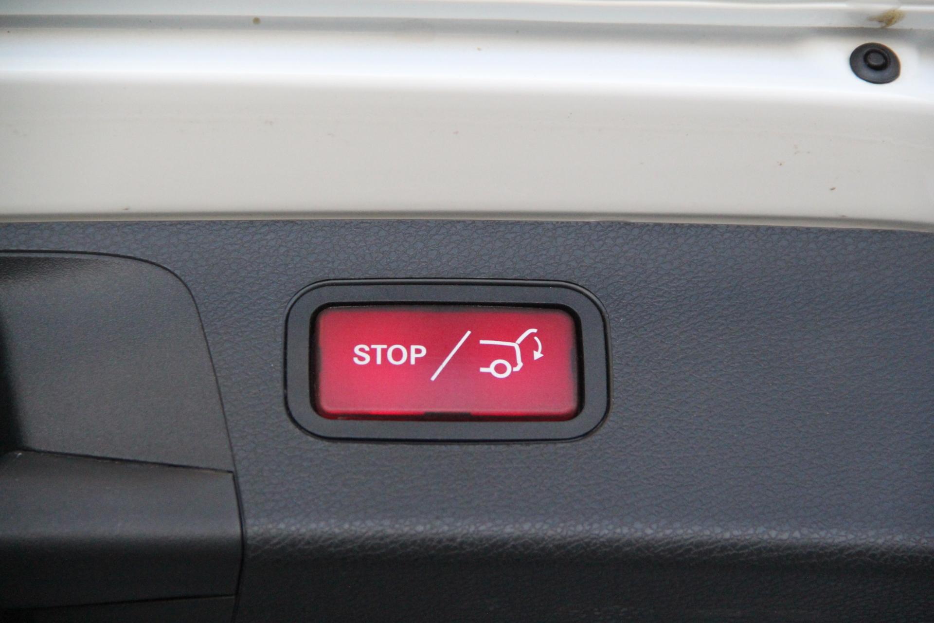 MERCEDES-BENZ E 2017