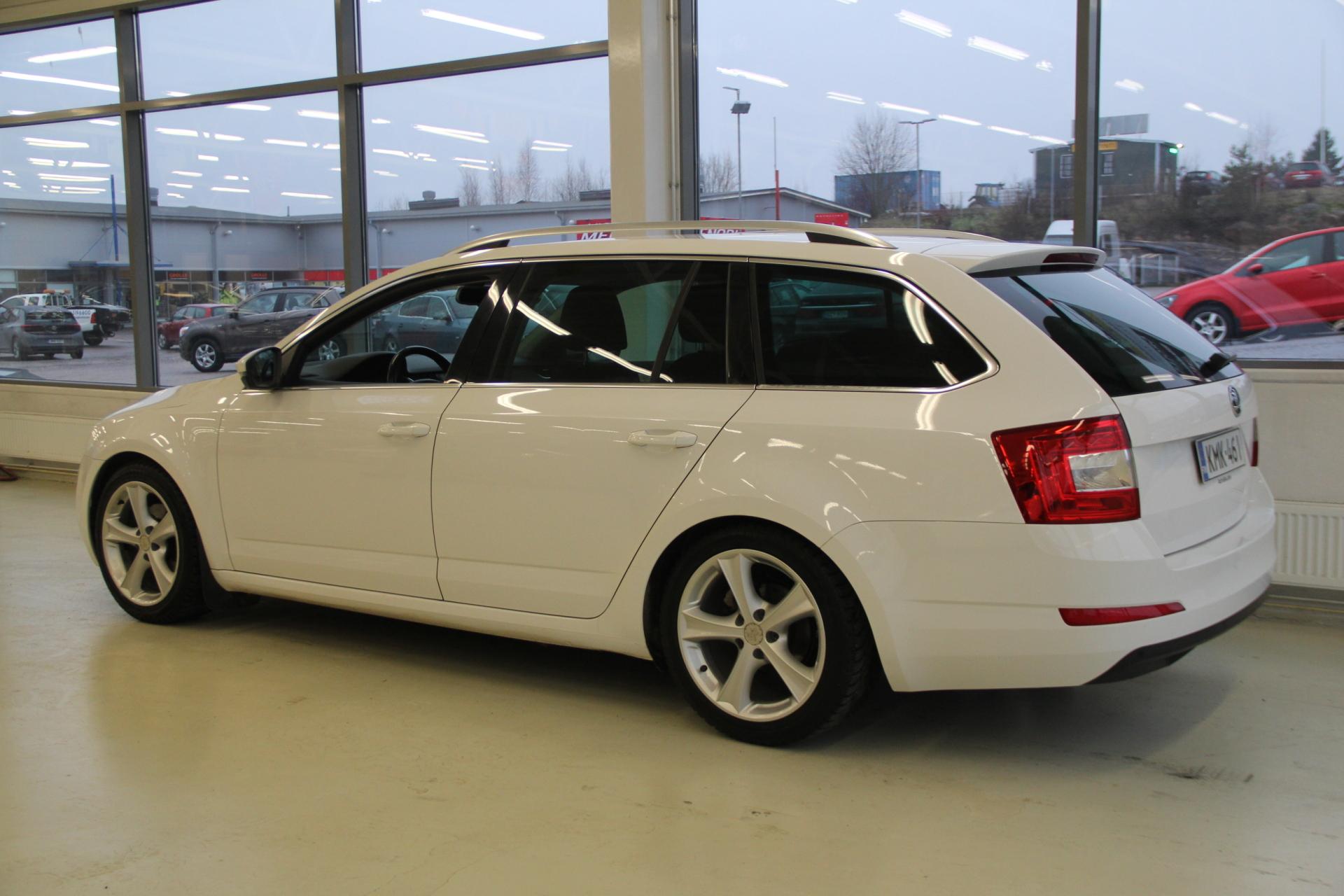 SKODA Octavia 2013