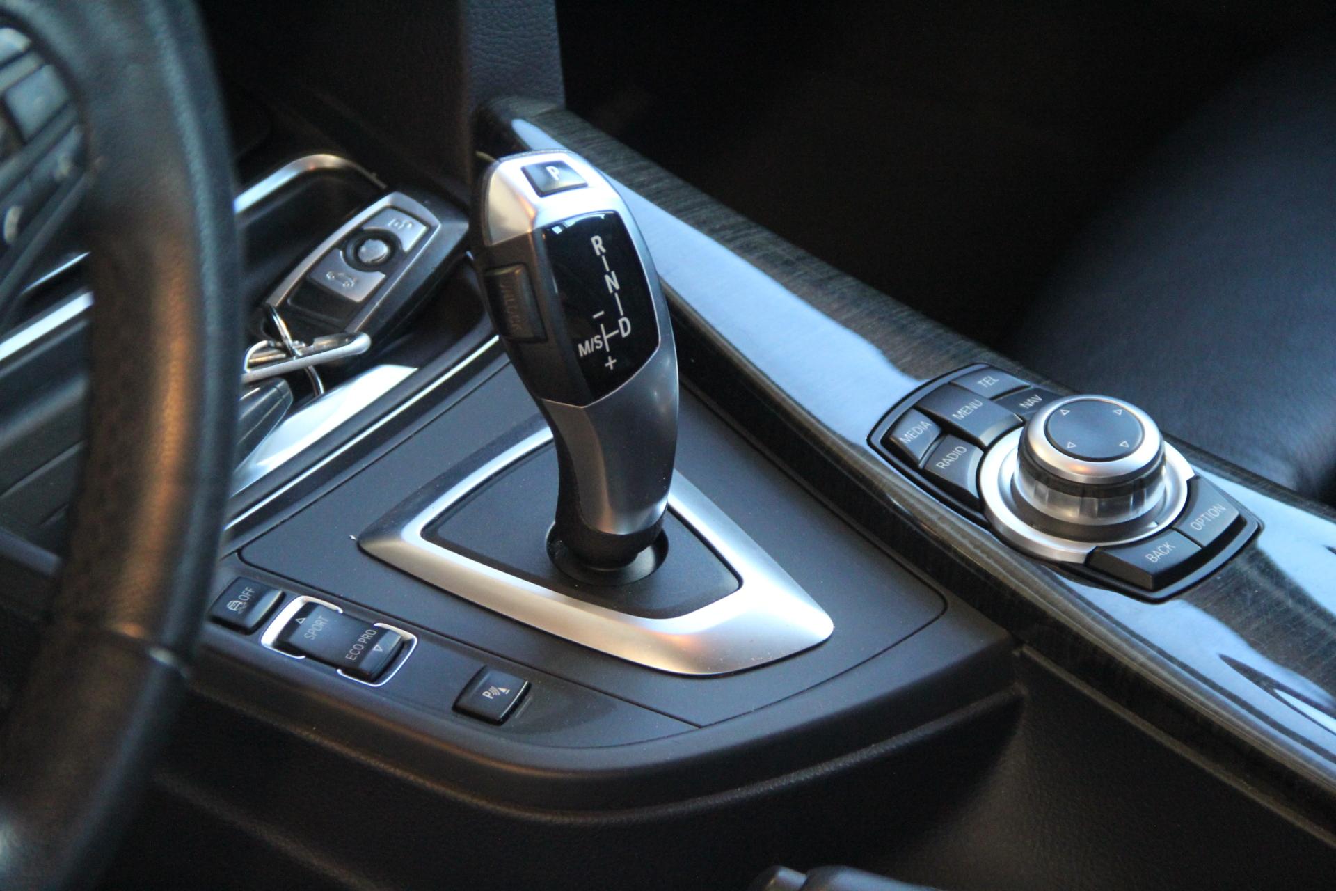 BMW 320 Gran Turismo 2013