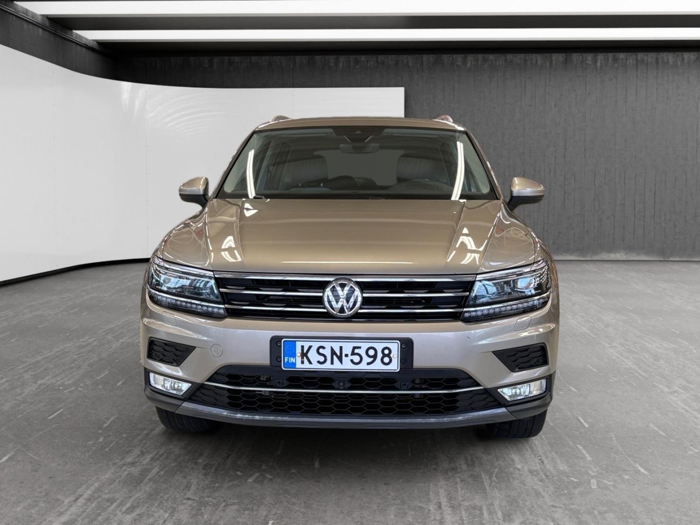 VOLKSWAGEN Tiguan 2016