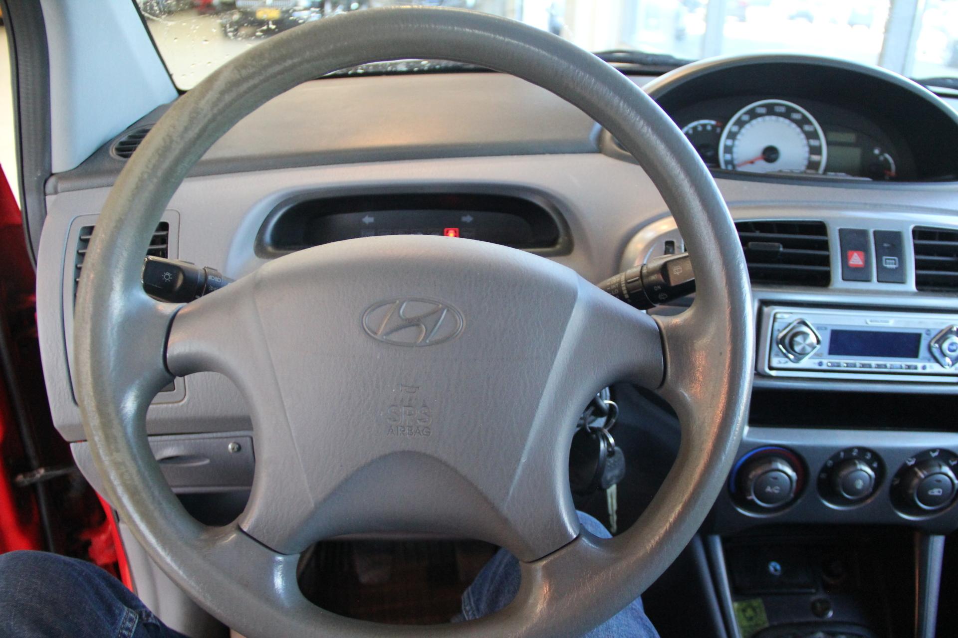 HYUNDAI Matrix 2003