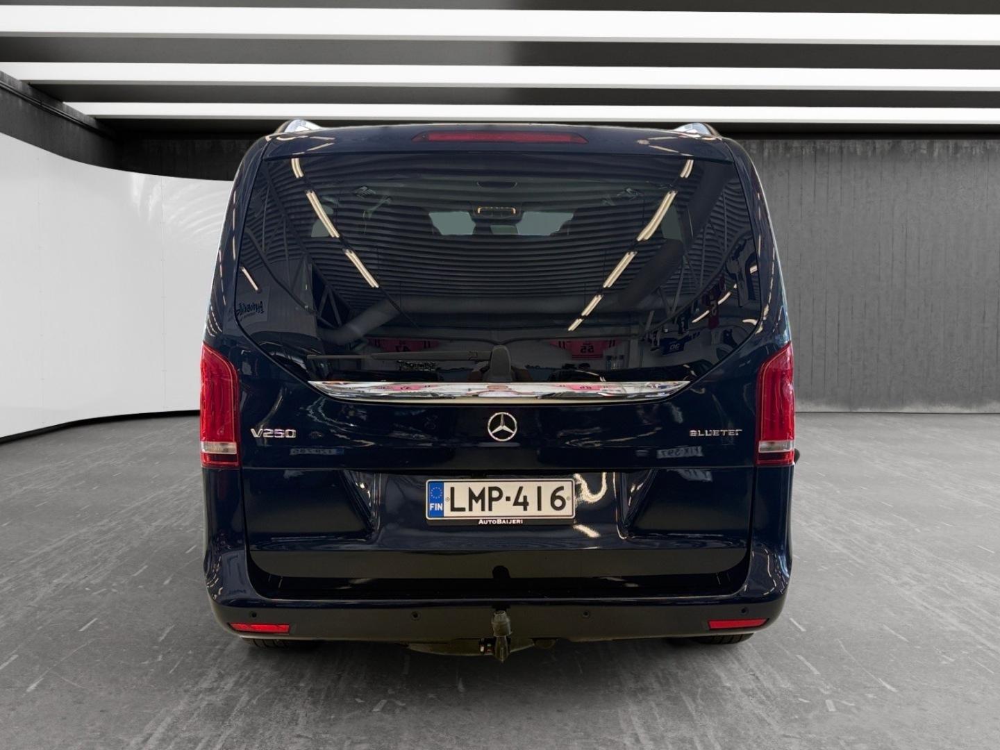 MERCEDES-BENZ V 250 2014