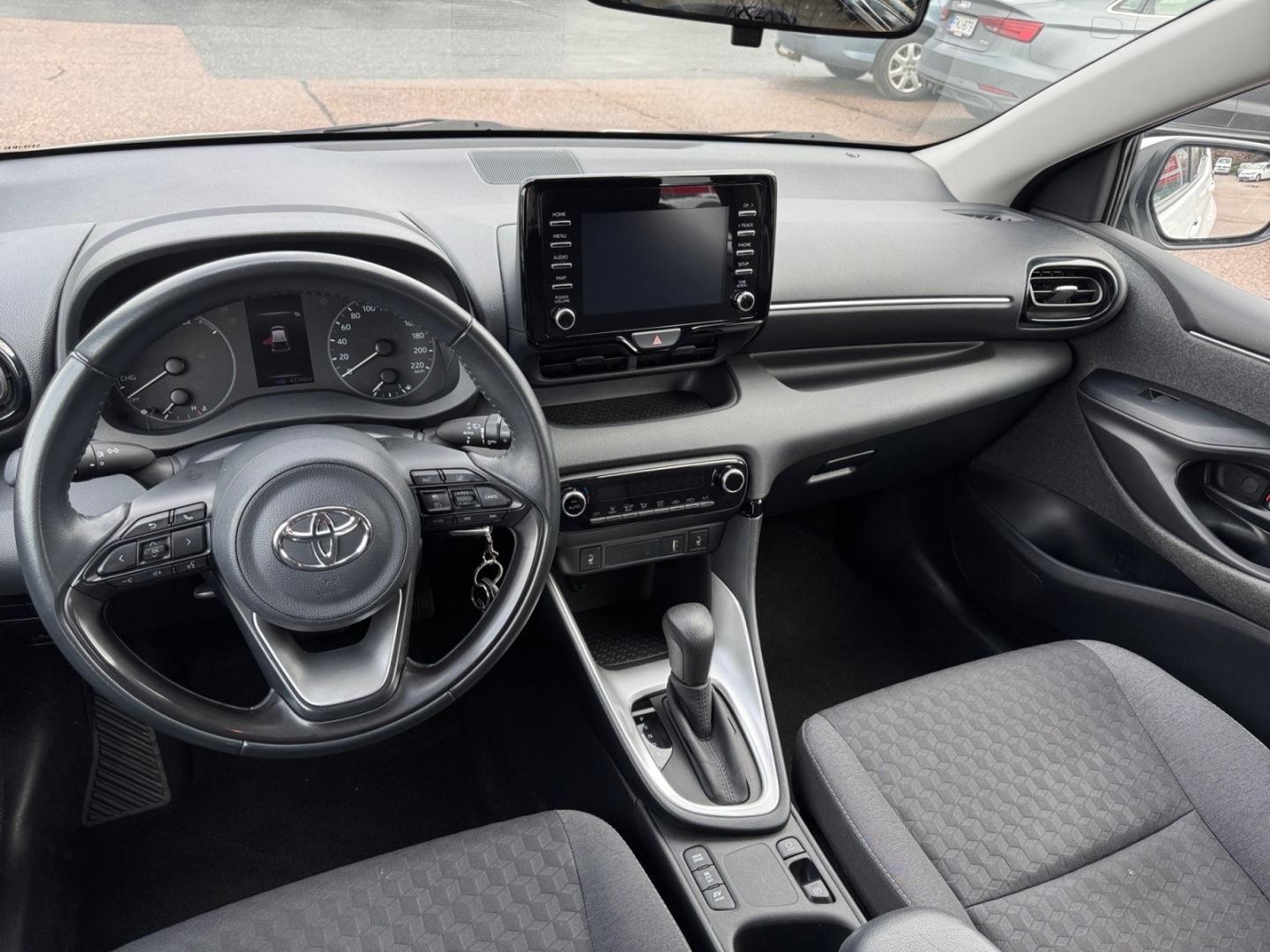 TOYOTA Yaris 2020
