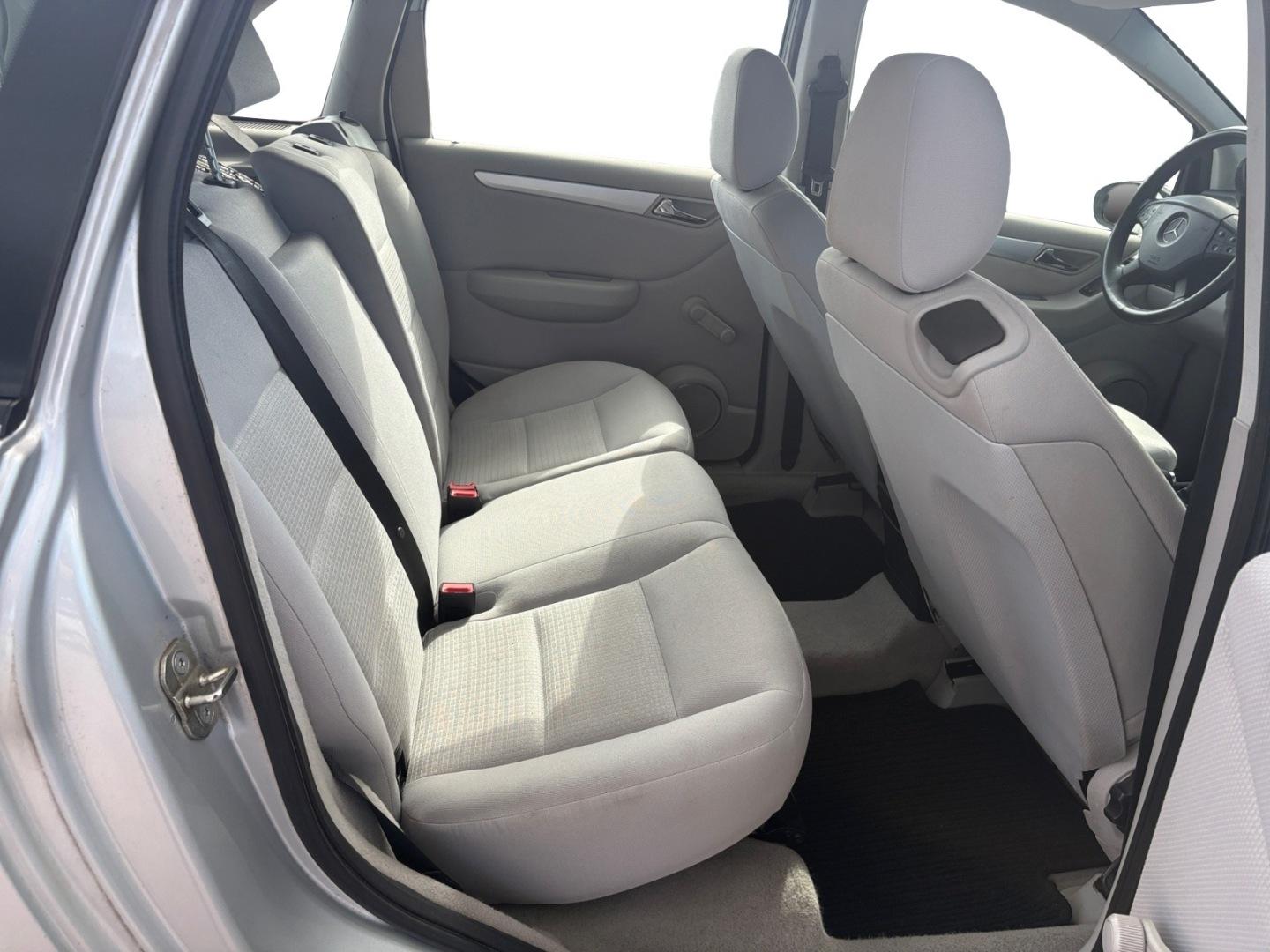 MERCEDES-BENZ B 2005