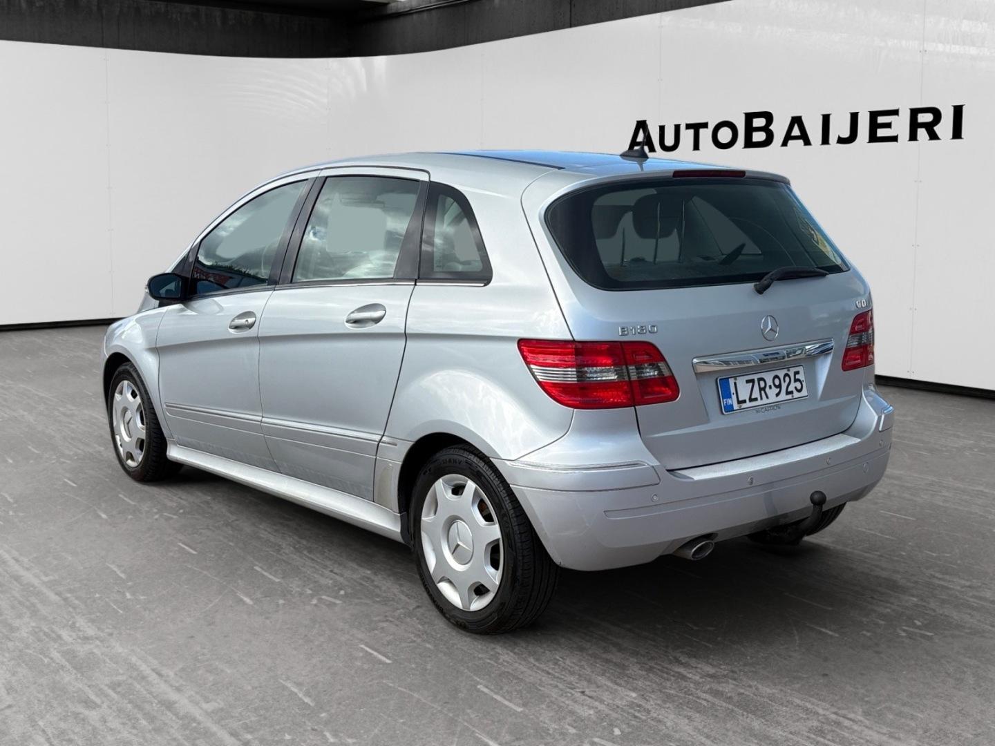 MERCEDES-BENZ B 2005
