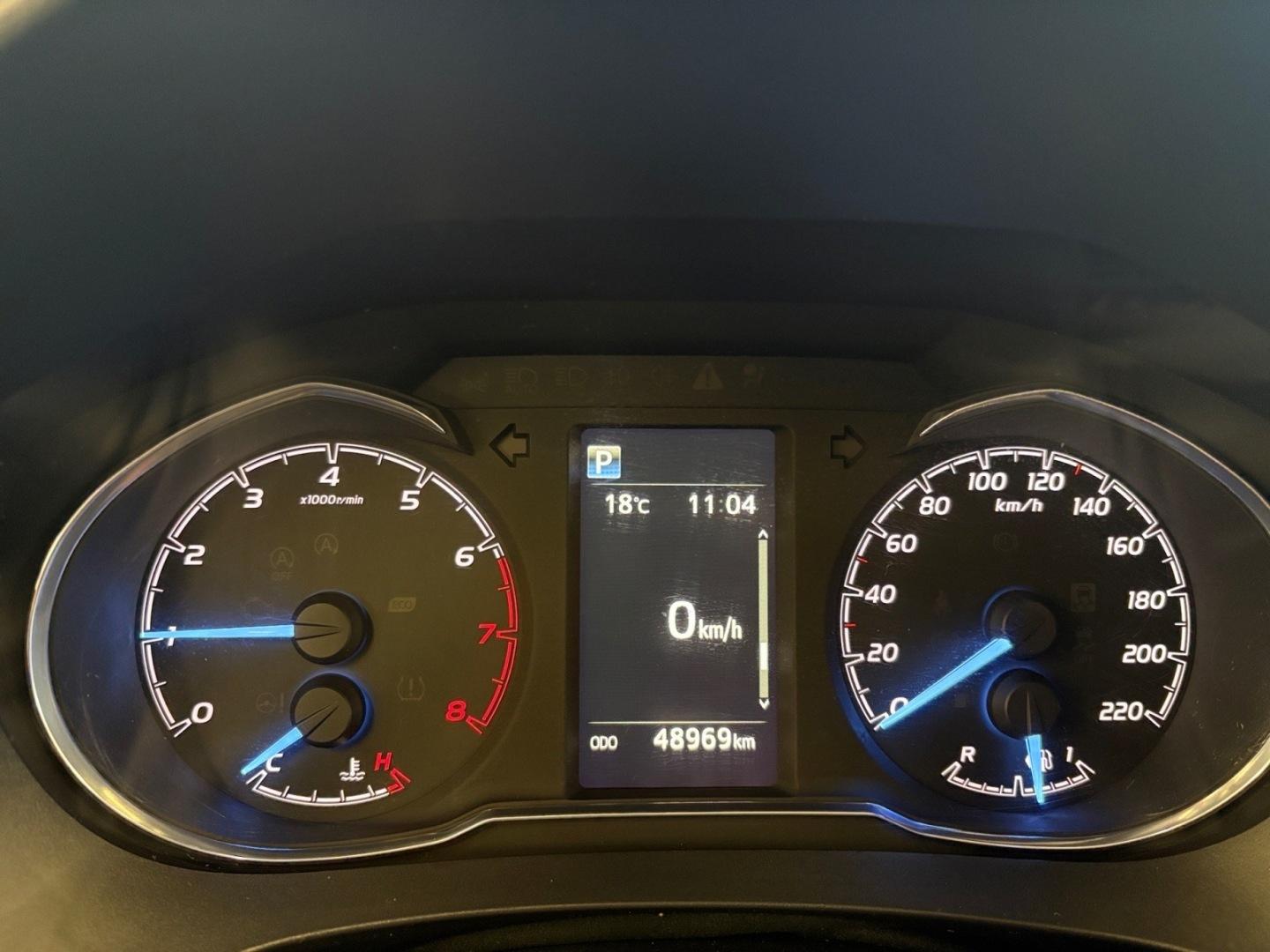 TOYOTA Yaris 13