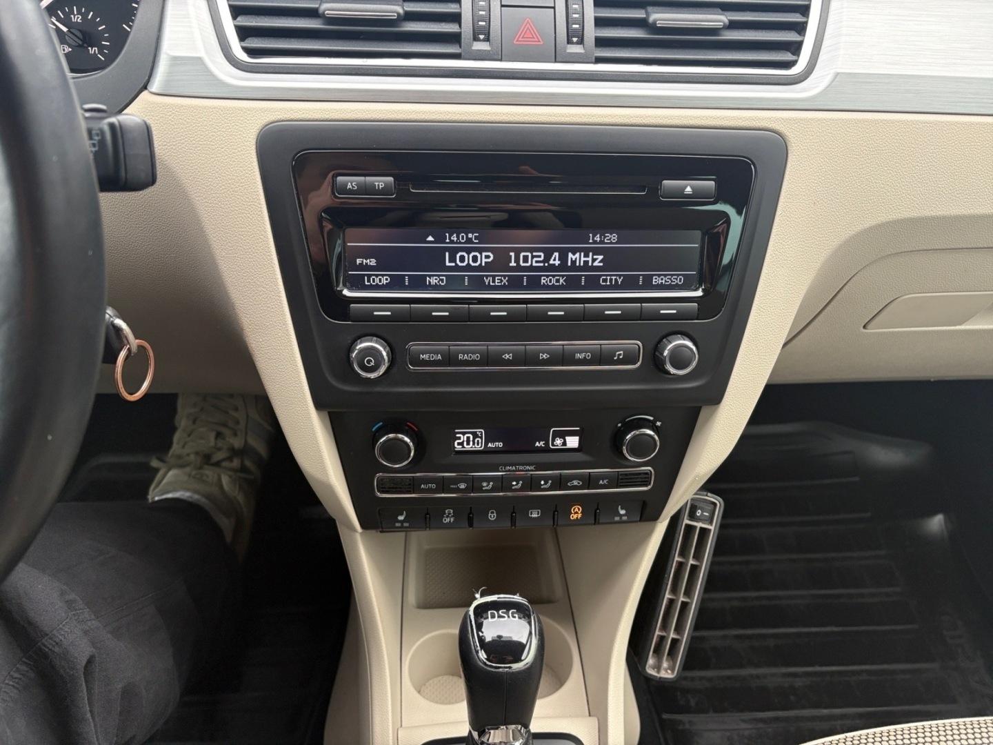 SKODA Rapid 2014