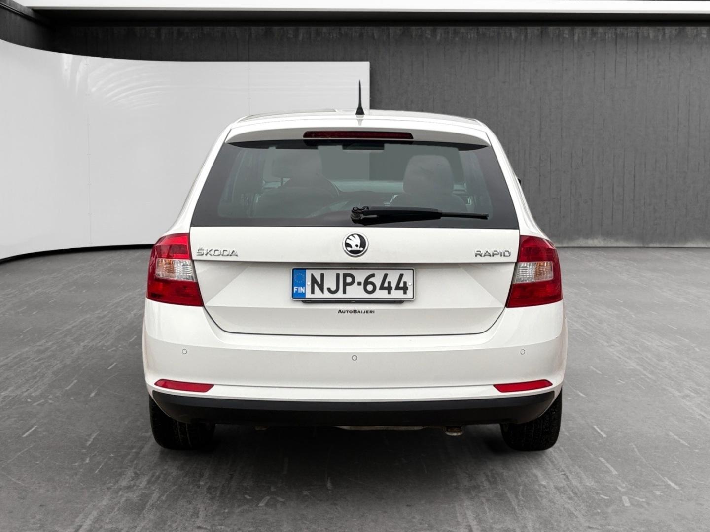 SKODA Rapid 2014