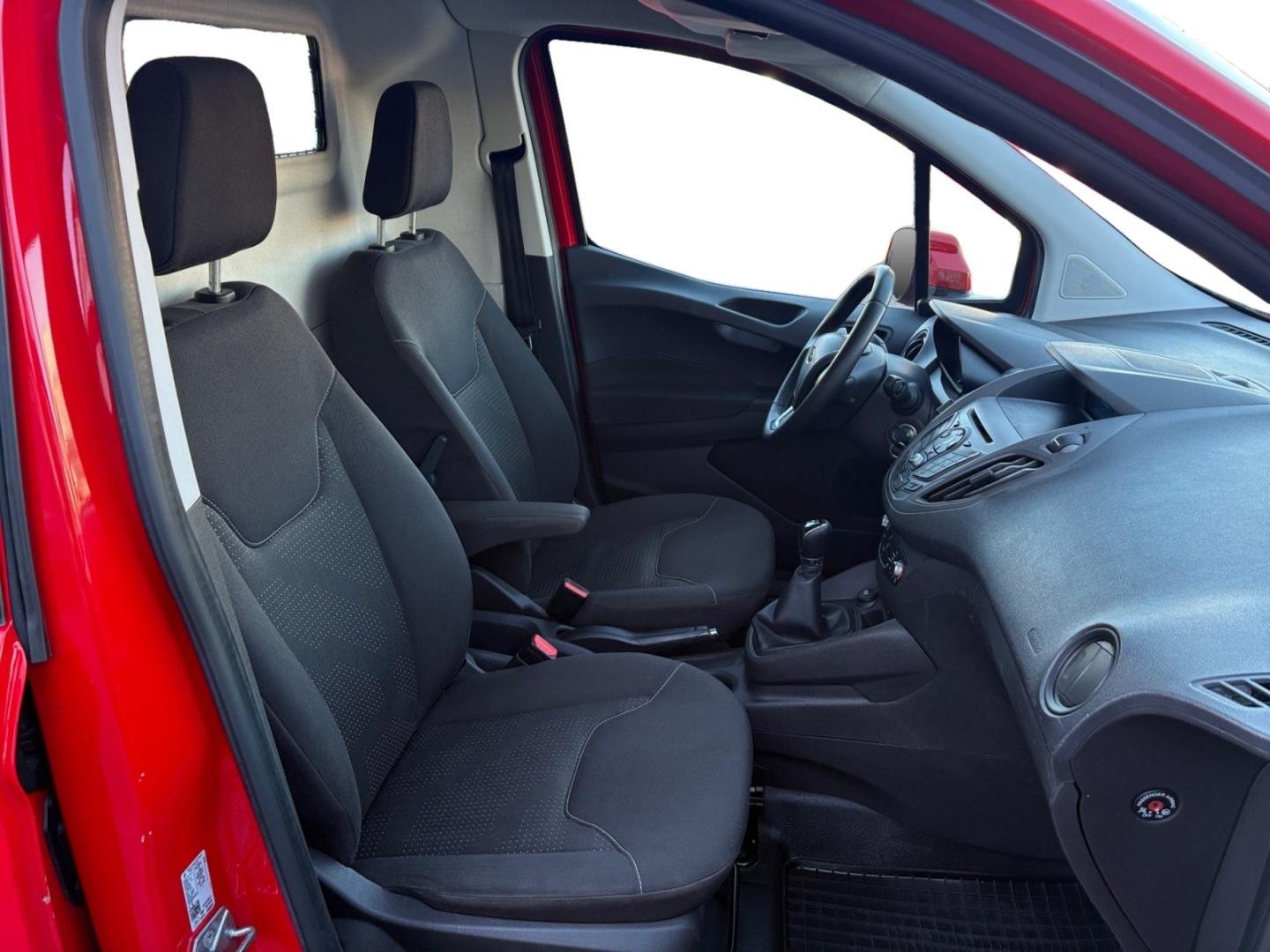 FORD Transit Courier 2018