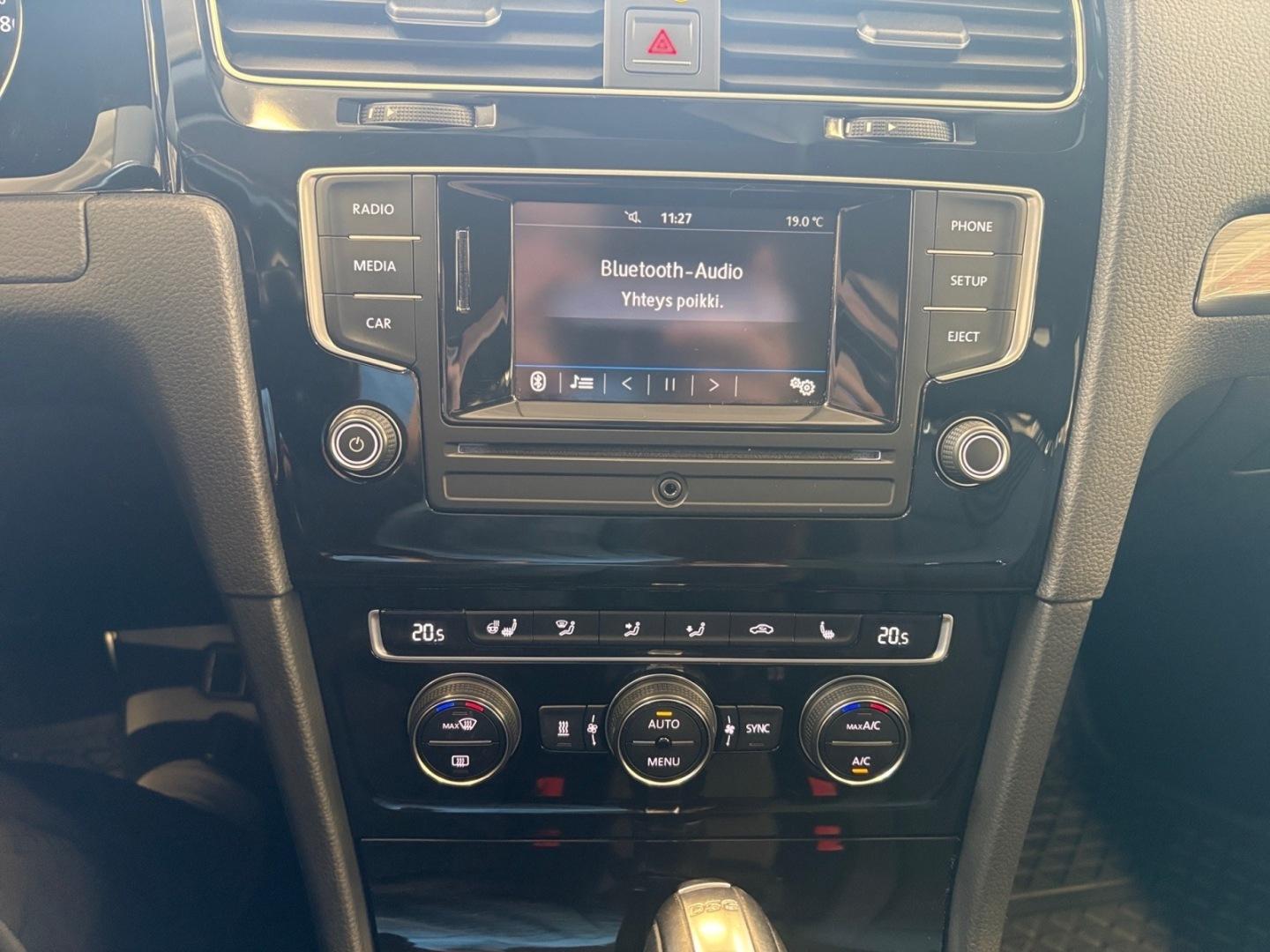 VOLKSWAGEN Golf 2017