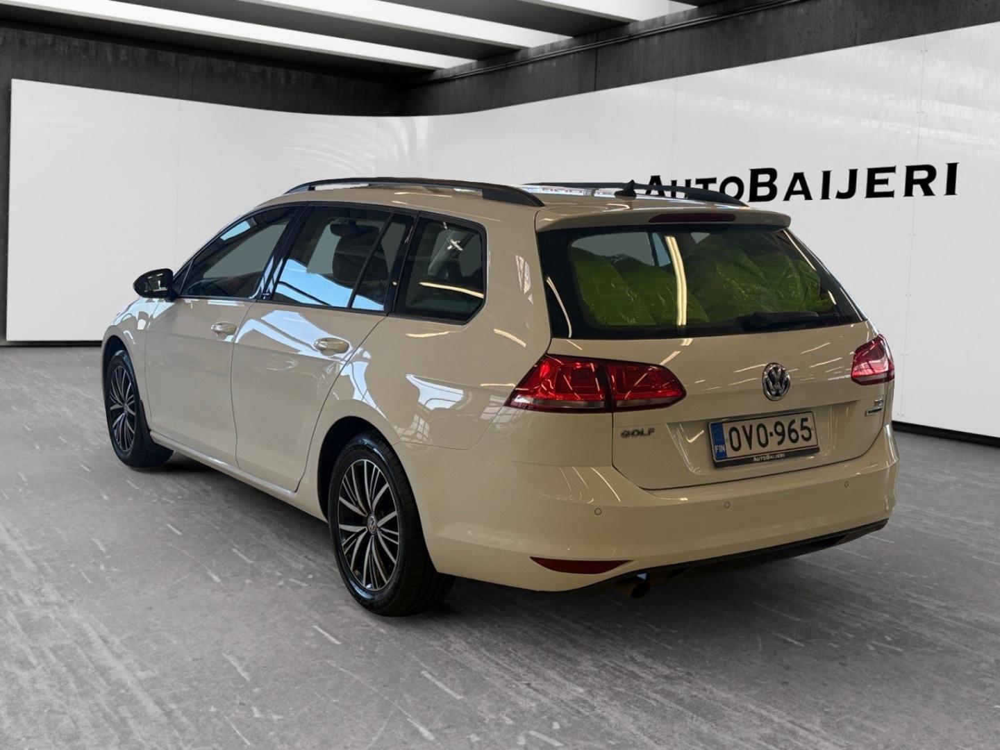 VOLKSWAGEN Golf 2017