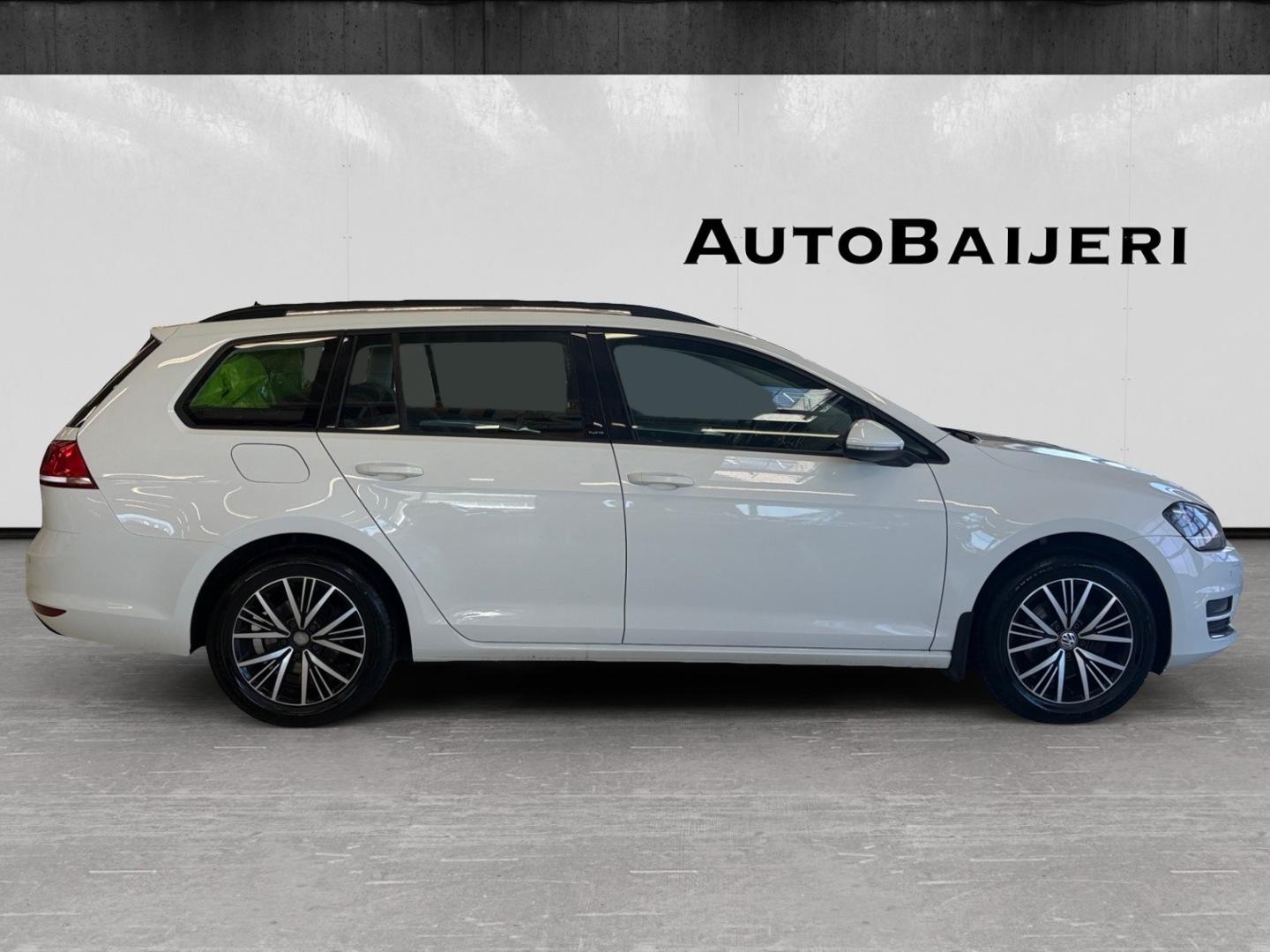 VOLKSWAGEN Golf 2017