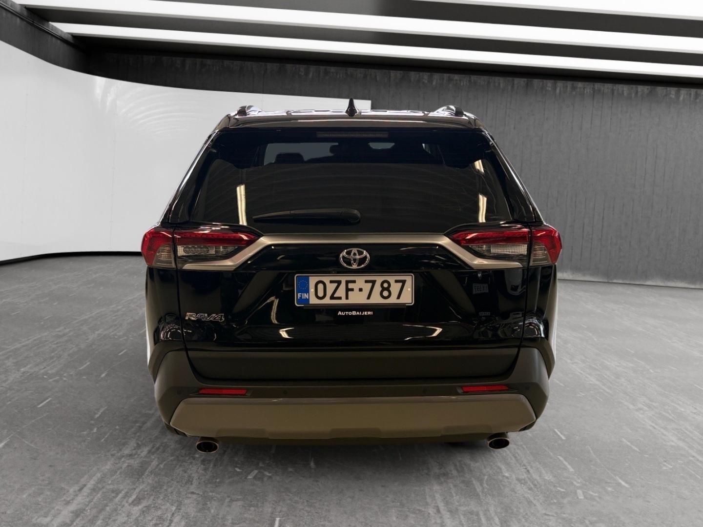 TOYOTA RAV4 2022