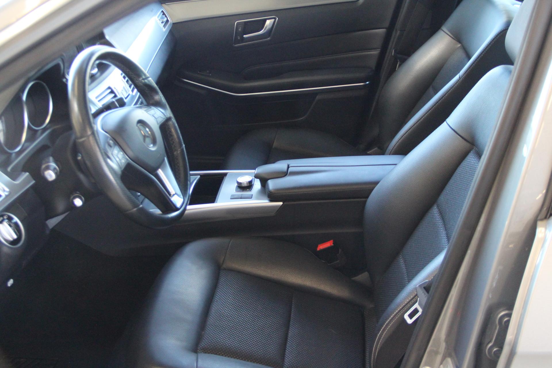 MERCEDES-BENZ E 2015