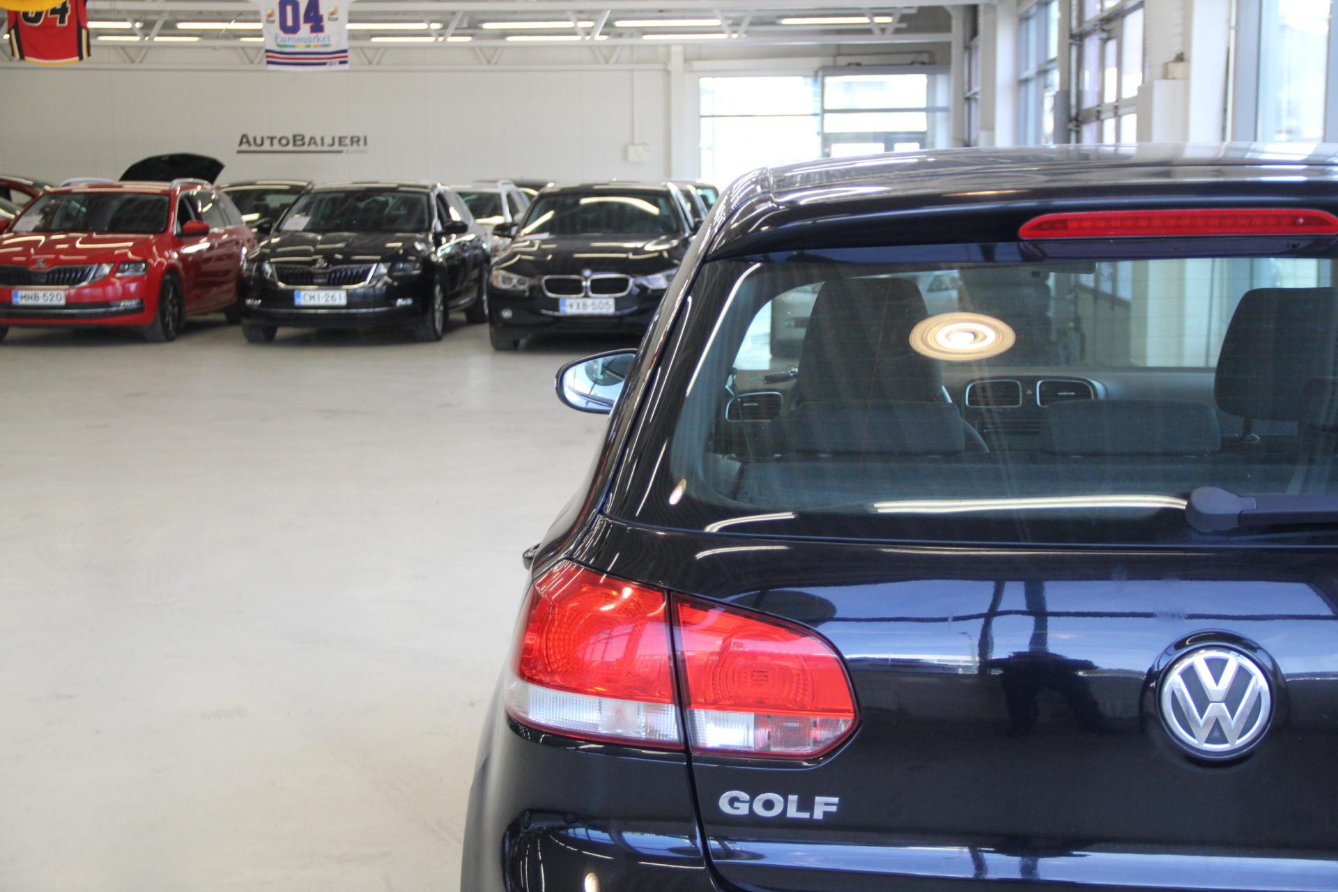 VOLKSWAGEN Golf 2011