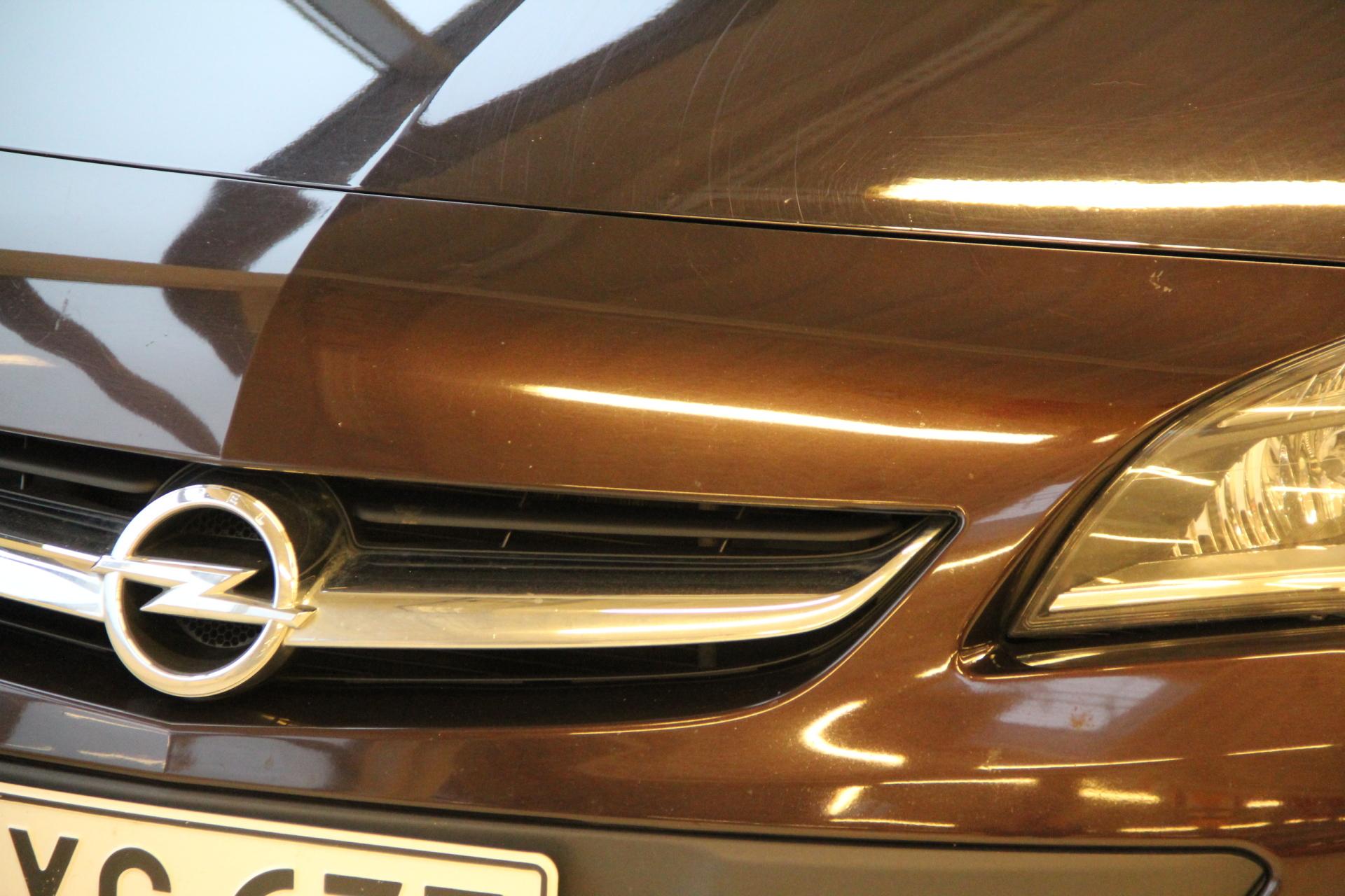OPEL Astra 2014