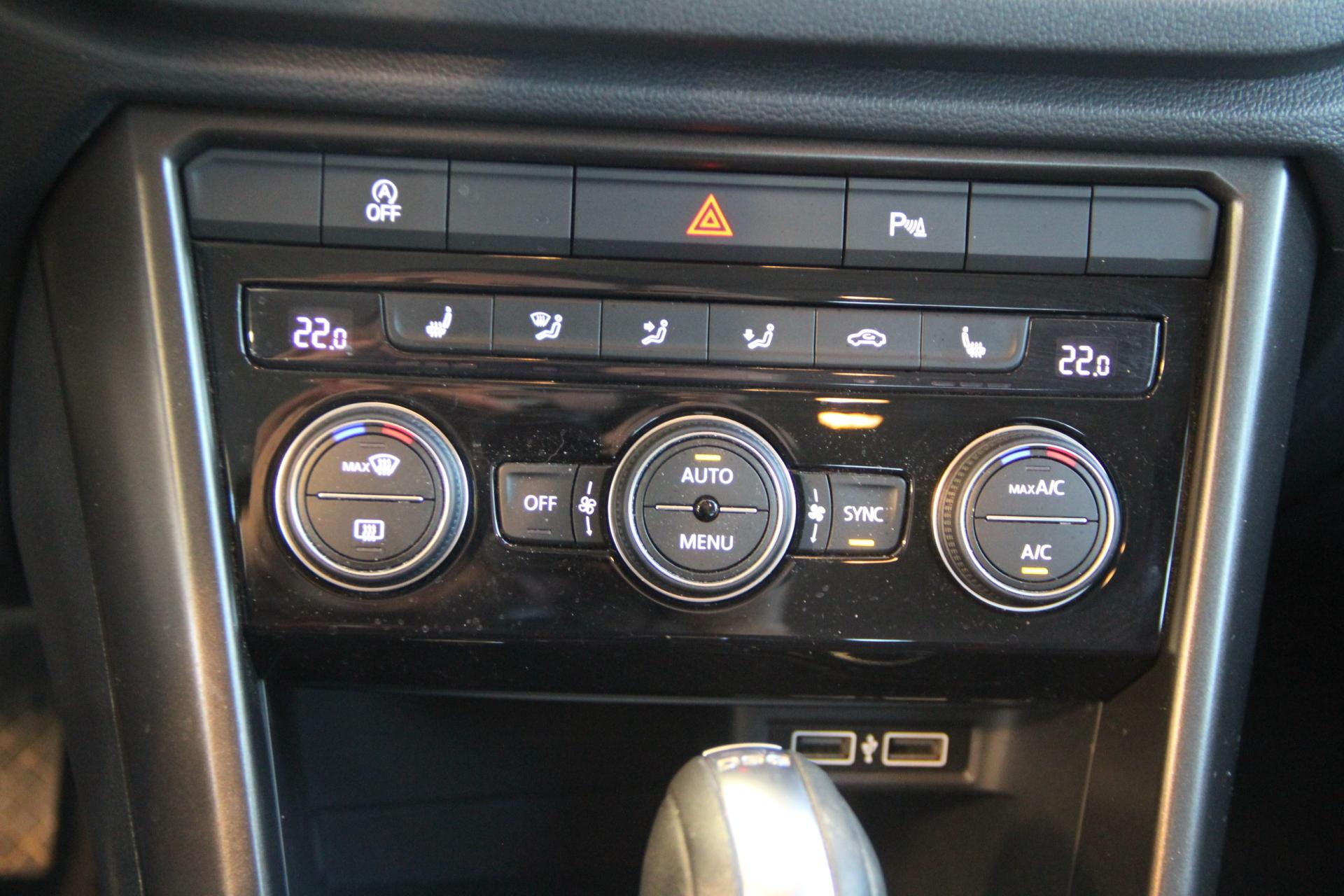 VOLKSWAGEN T-Roc 2018