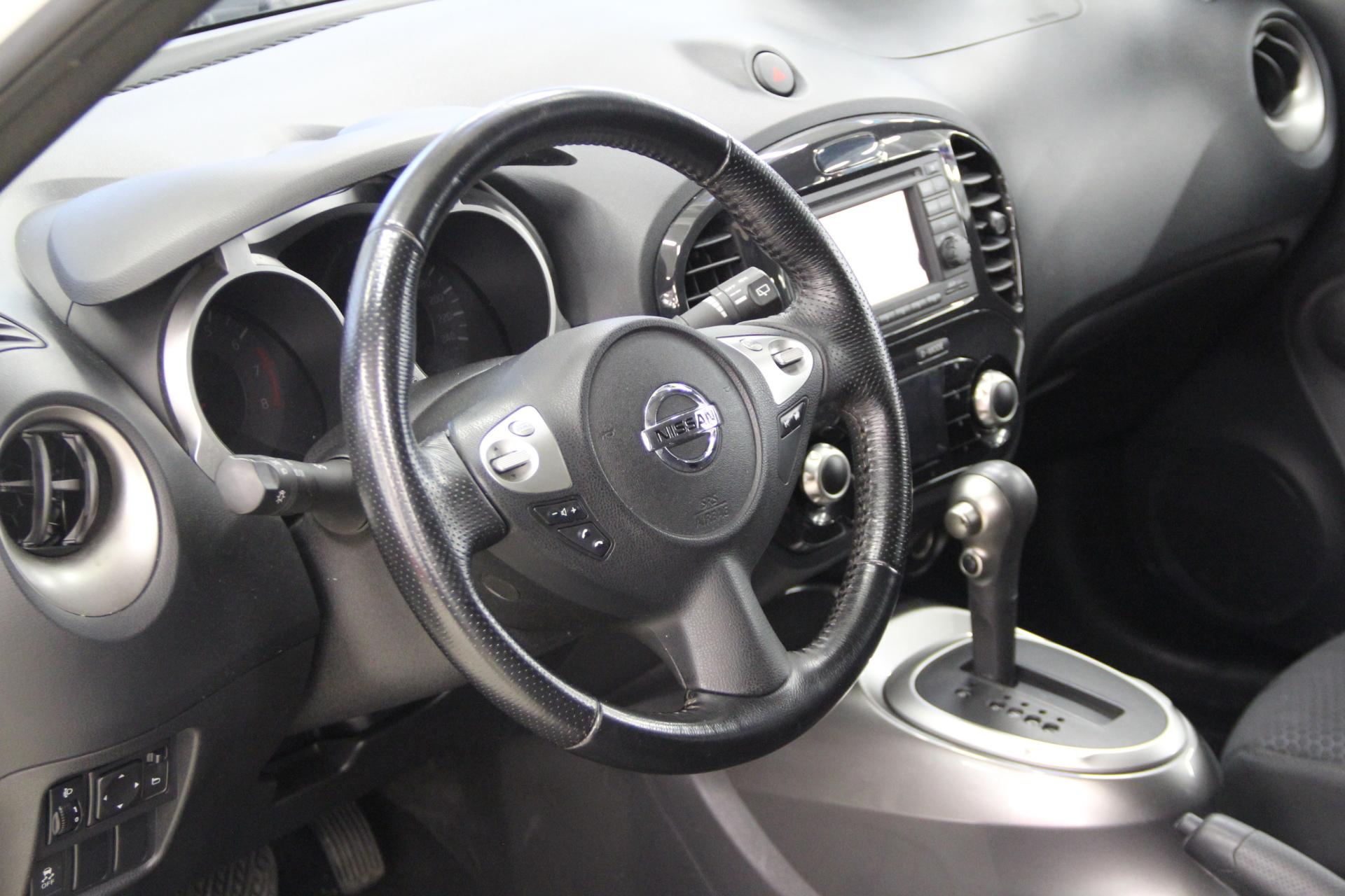 NISSAN Juke 2011