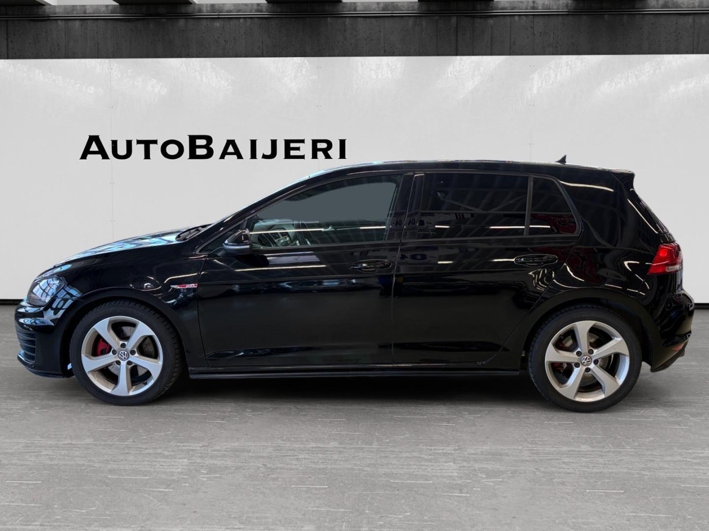 VOLKSWAGEN Golf 2013