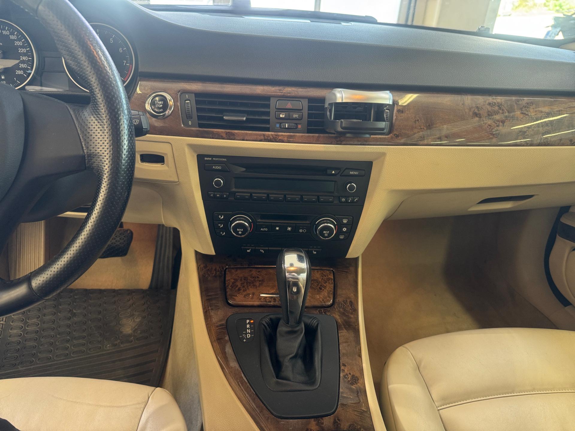 BMW 325 2008