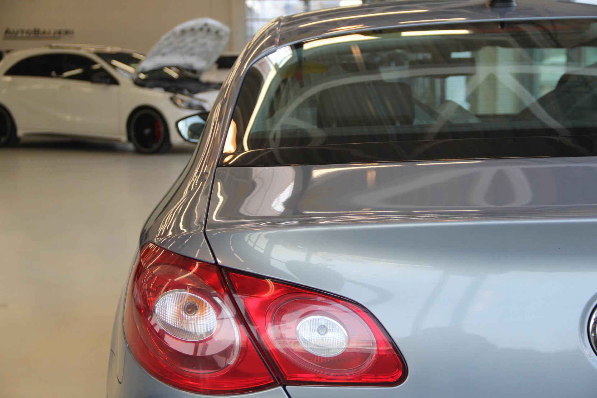 VOLKSWAGEN Passat CC 2009