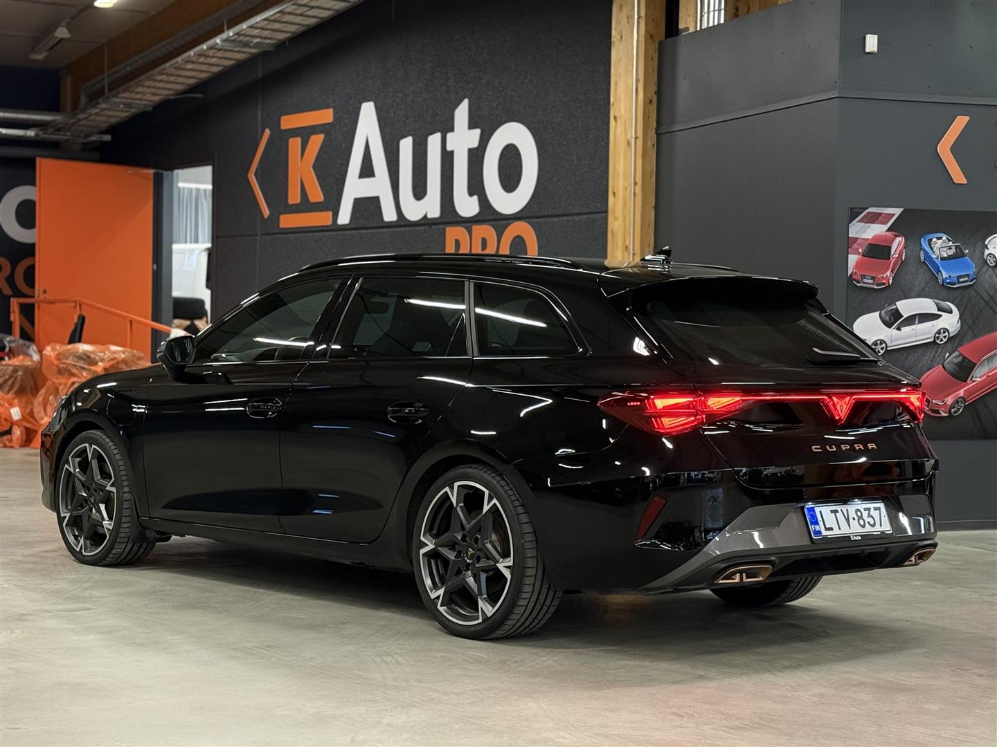 Cupra Leon Sportstourer 2025, kuva 2/5