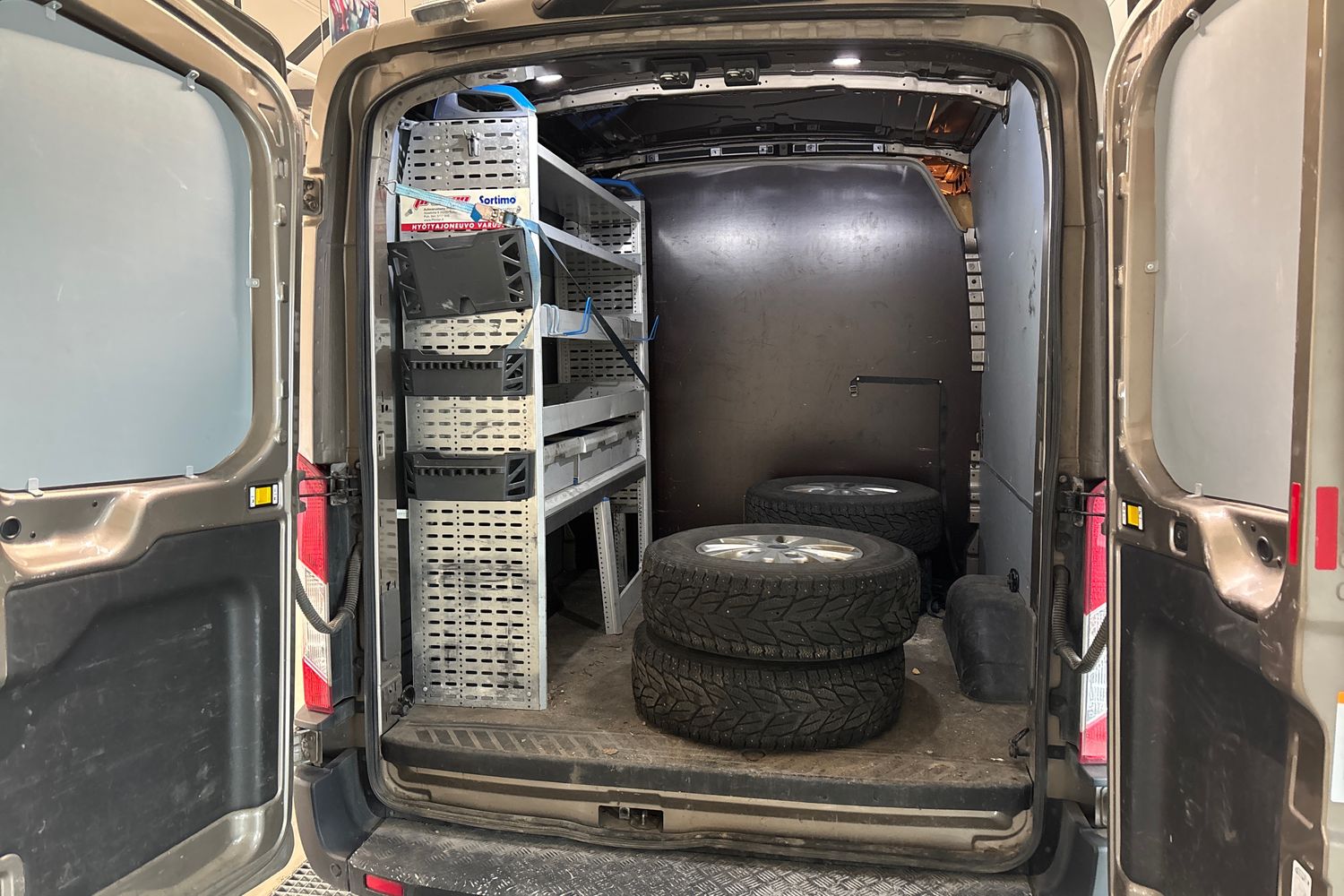 Ford Transit 2019, kuva 6/7