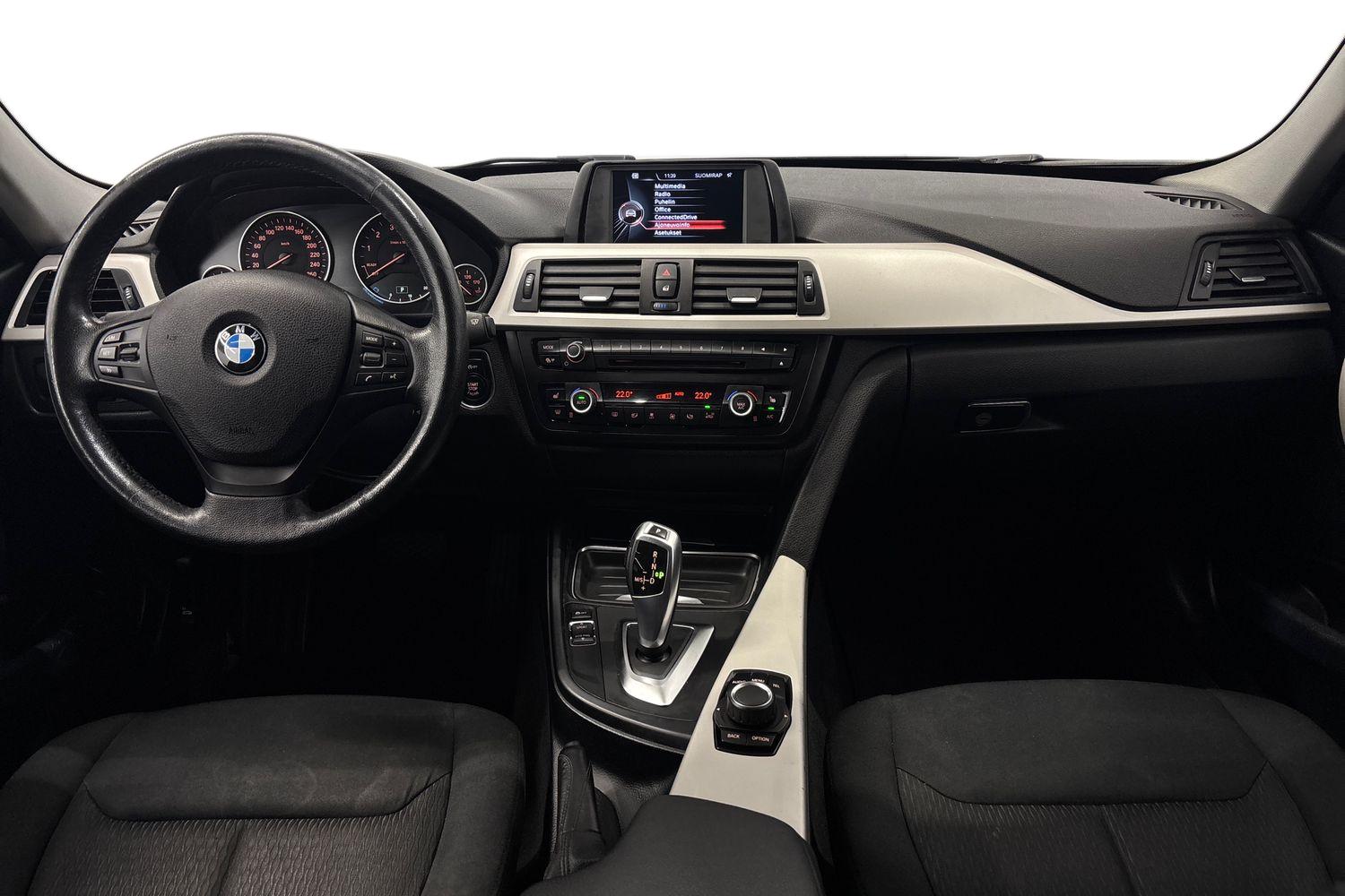 BMW 320 2014, photo 7/27